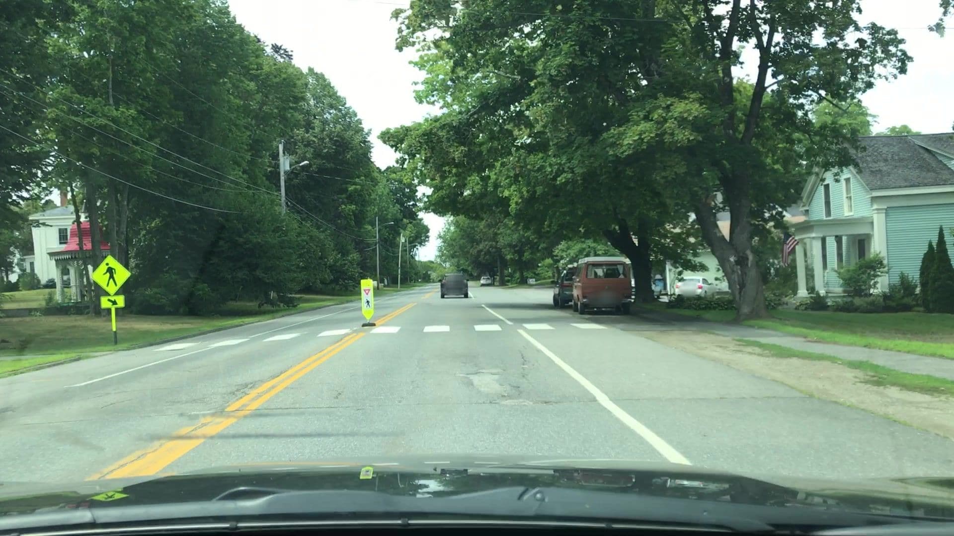Street view near White House Inn, Belfast — © lvl5 (CC BY-SA · Mapillary)