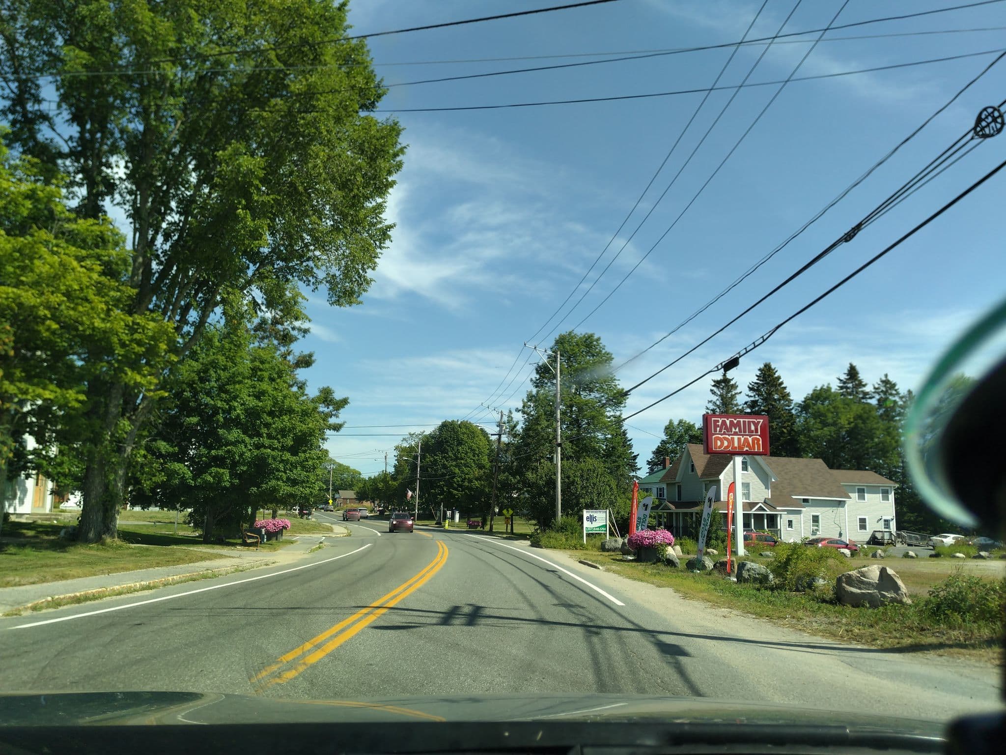 Street view near Eddy's Public House, Milbridge — © sparks (CC BY-SA · Mapillary)