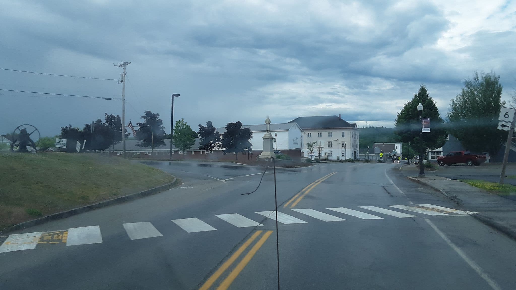 Street view near Clifford Janice, Howland — © jbthemilker (CC BY-SA · Mapillary)