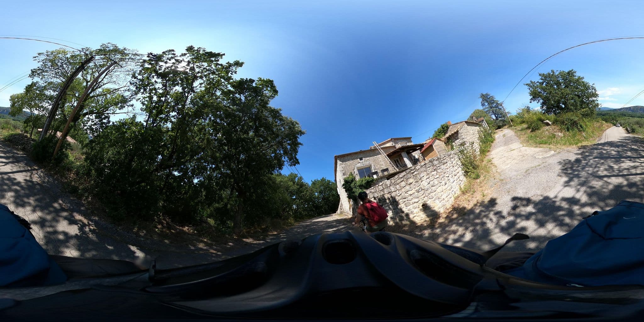 Street view near Gîte de Bousseyron, Ruoms — © Krob (CC BY-SA · Mapillary)