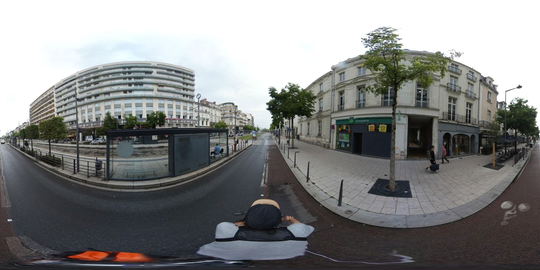 Street view near Mercure, Angers — © c_mobilite (CC BY-SA · Mapillary)