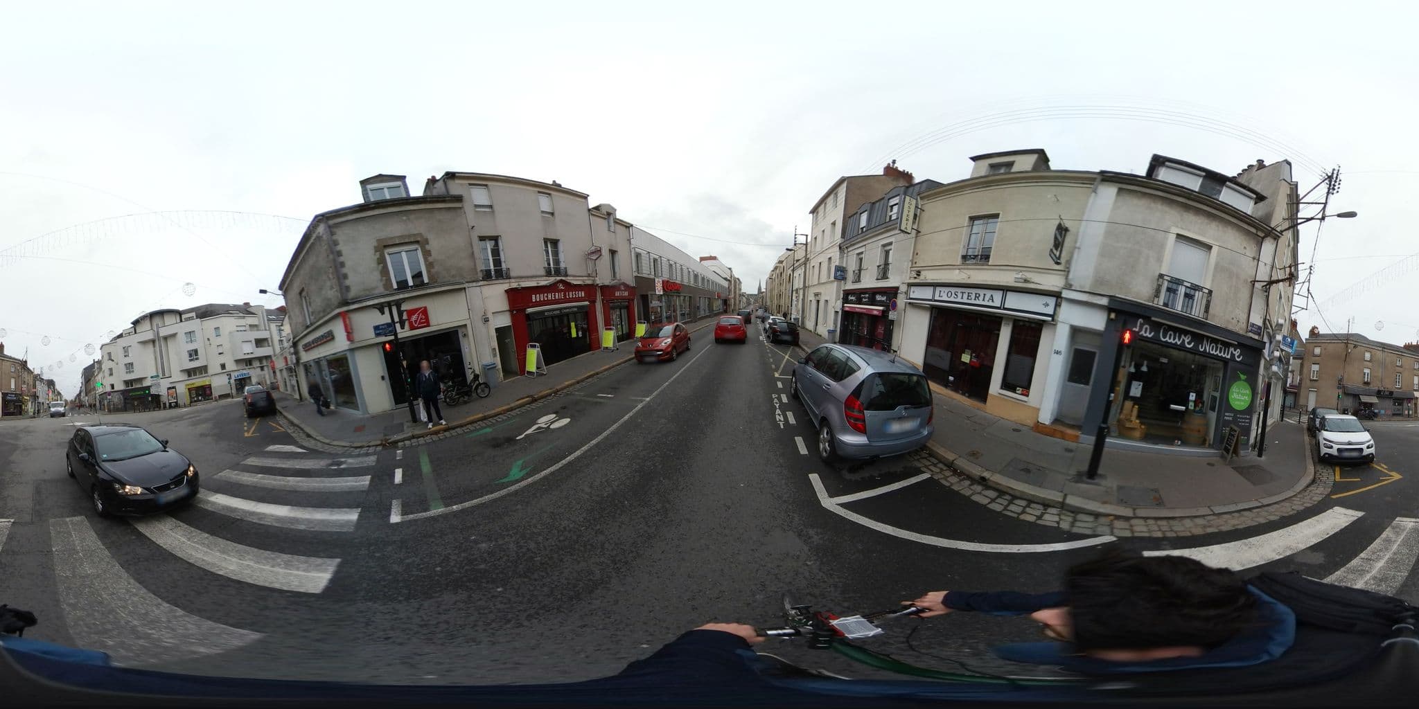 Street view near Hôtel Saint-Yves, Nantes — © c_mobilite (CC BY-SA · Mapillary)