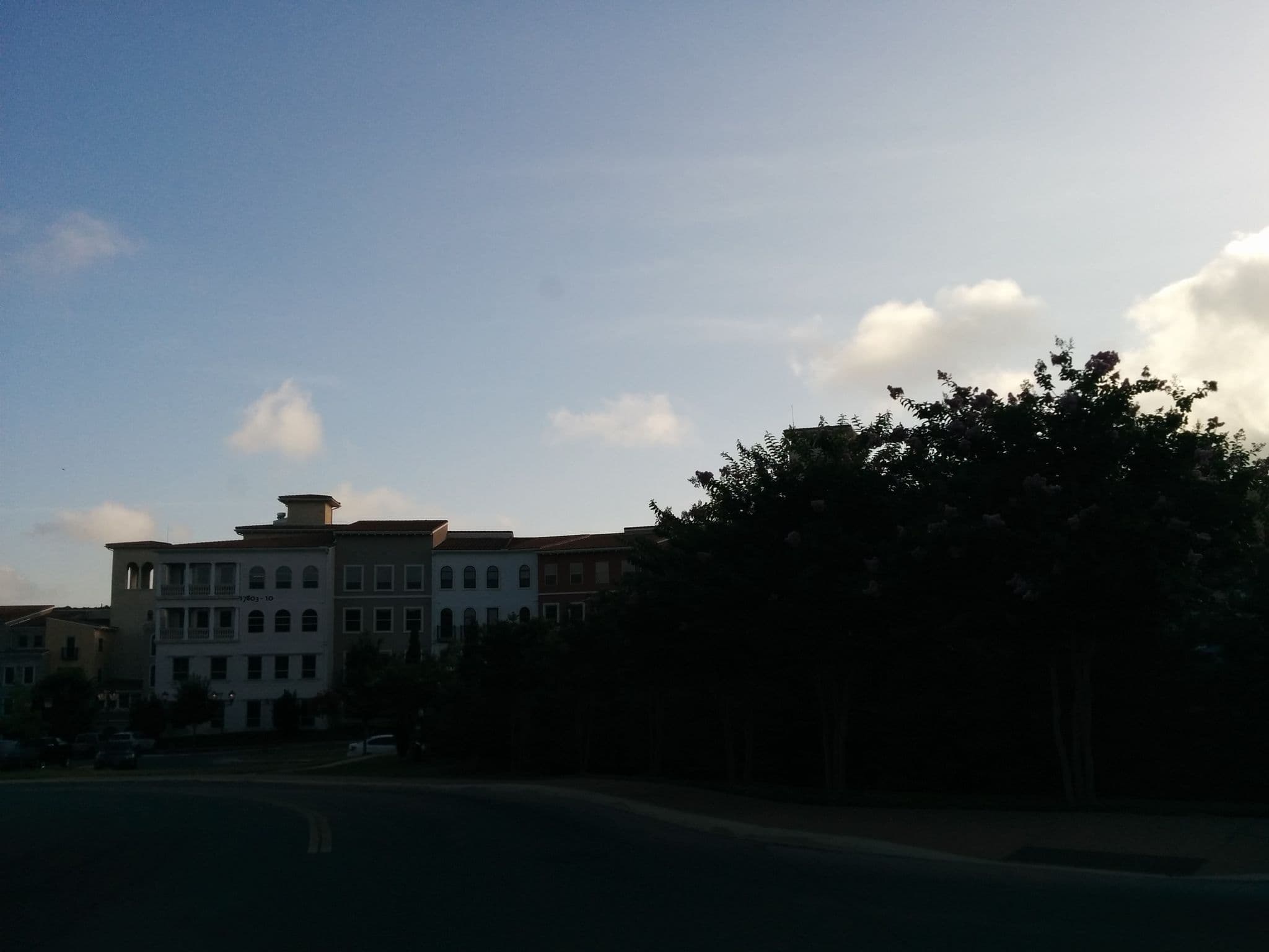 Street view near Choice Hotels, Shavano Park — © kre3d (CC BY-SA · Mapillary)