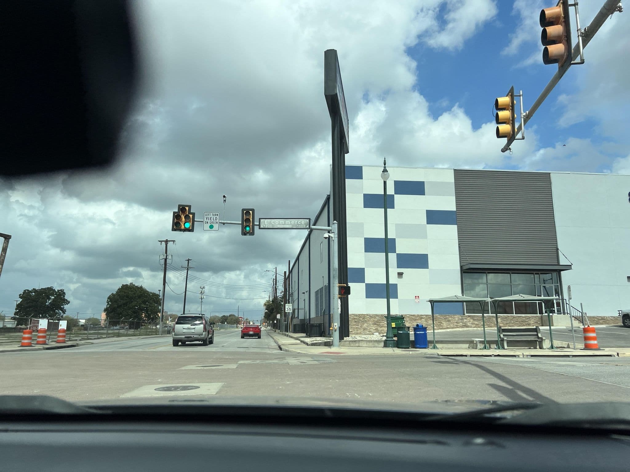 Street view near Cityview Inn, San Antonio — © texman36 (CC BY-SA · Mapillary)