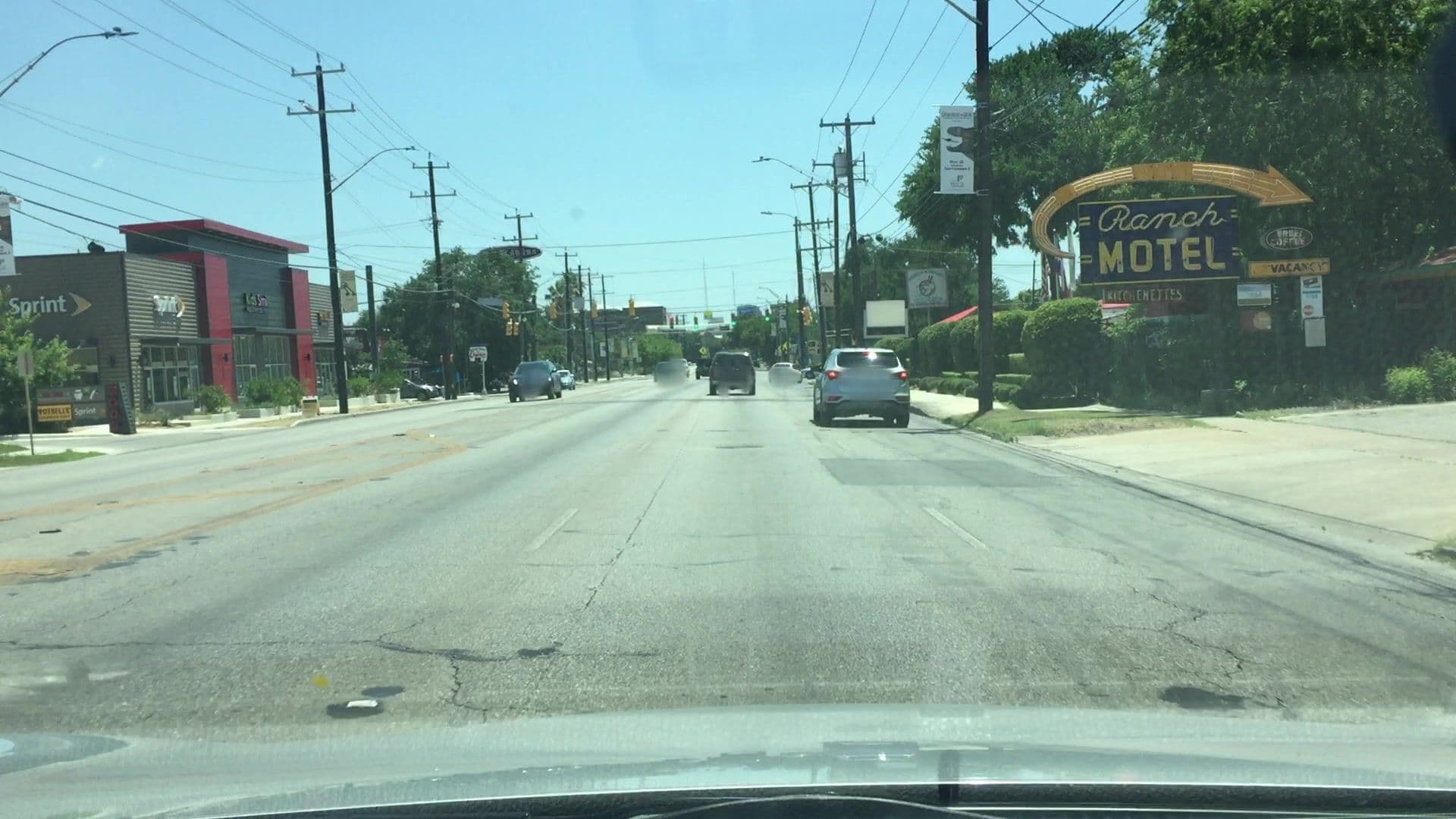 Street view near Ranch Motel, Terrell Hills — © lvl5 (CC BY-SA · Mapillary)