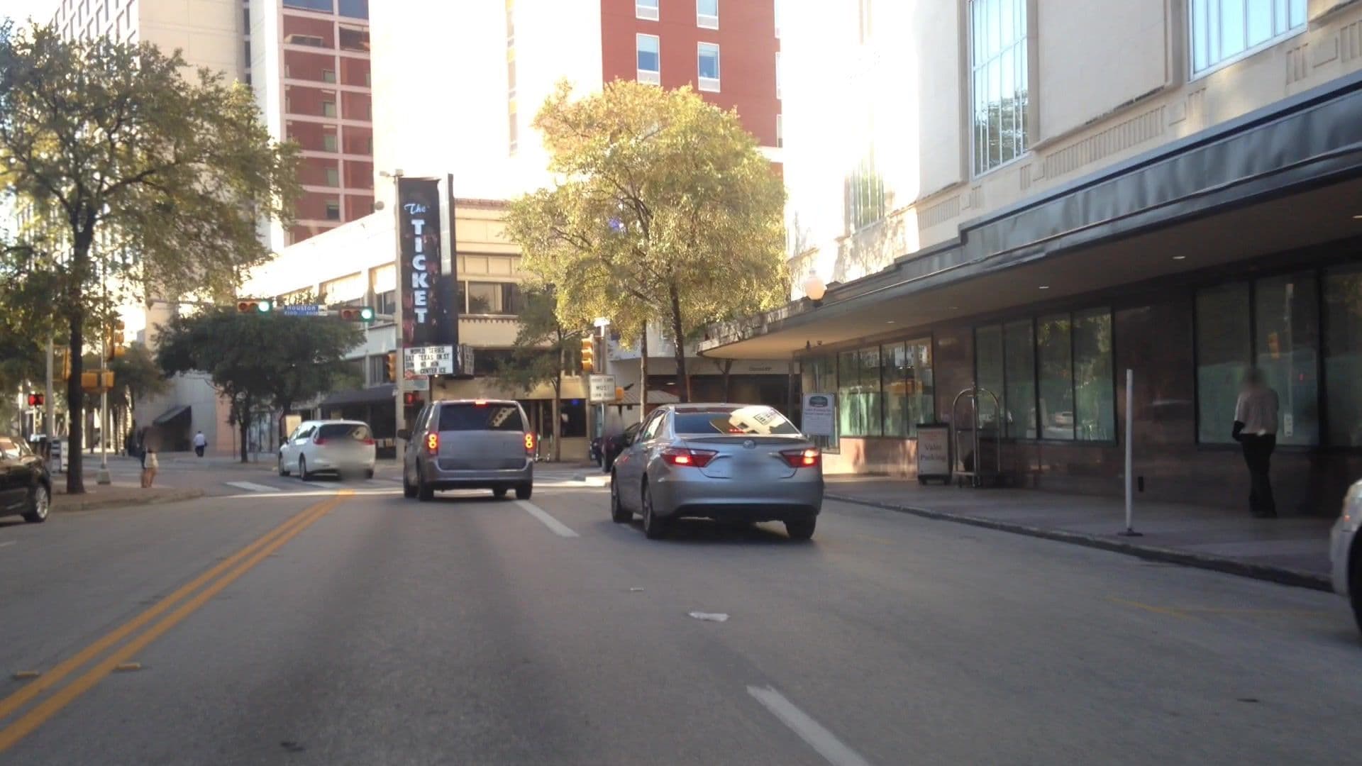 Street view near Pool, San Antonio — © lvl5 (CC BY-SA · Mapillary)