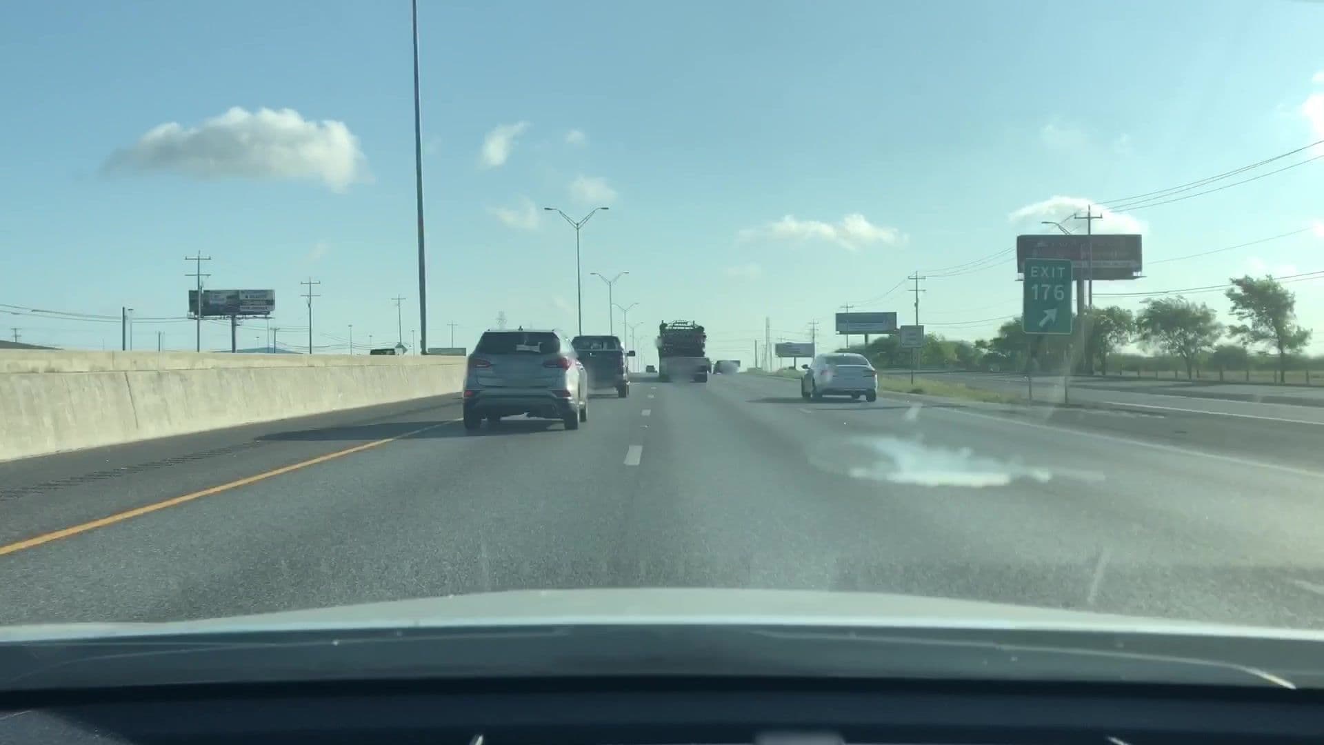 Street view near Embassy Suites, Garden Ridge — © lvl5 (CC BY-SA · Mapillary)