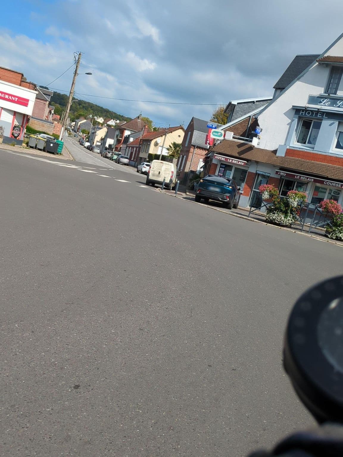 Street view near Le Relais, Eu — © didier2020 (CC BY-SA · Mapillary)