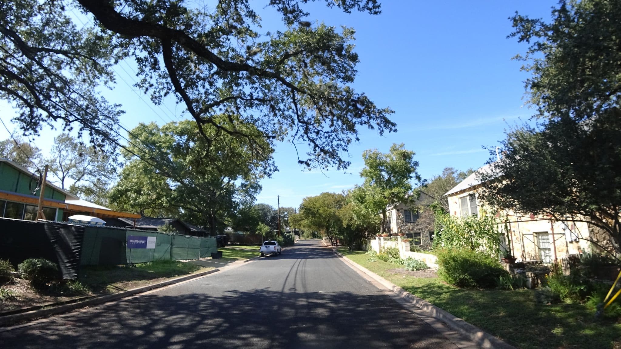 Street view near Linscomb Airbnb, Austin — © mly_aus04 (CC BY-SA · Mapillary)