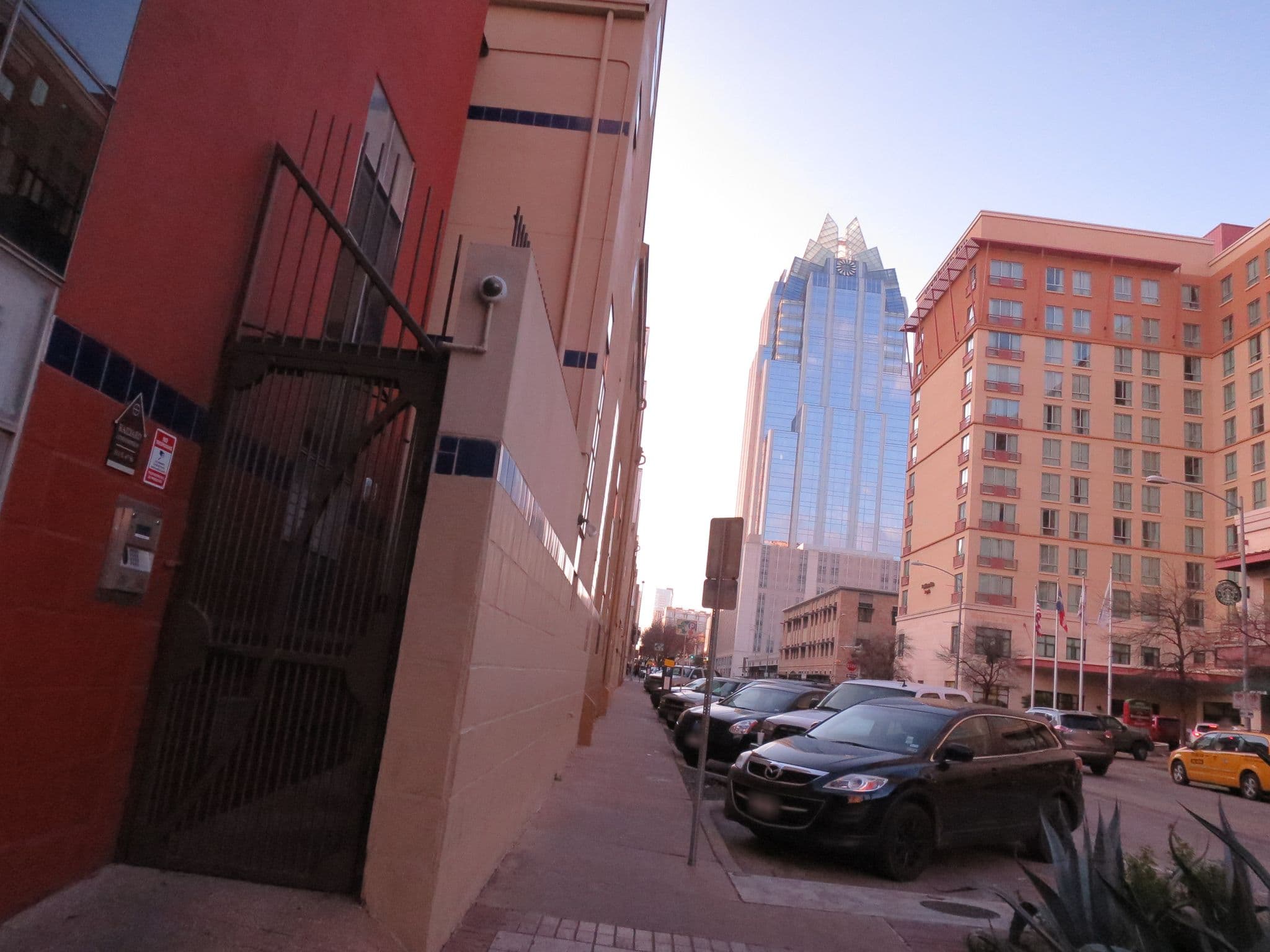 Street view near Pool At Residence Inn, Austin — © richlv (CC BY-SA · Mapillary)