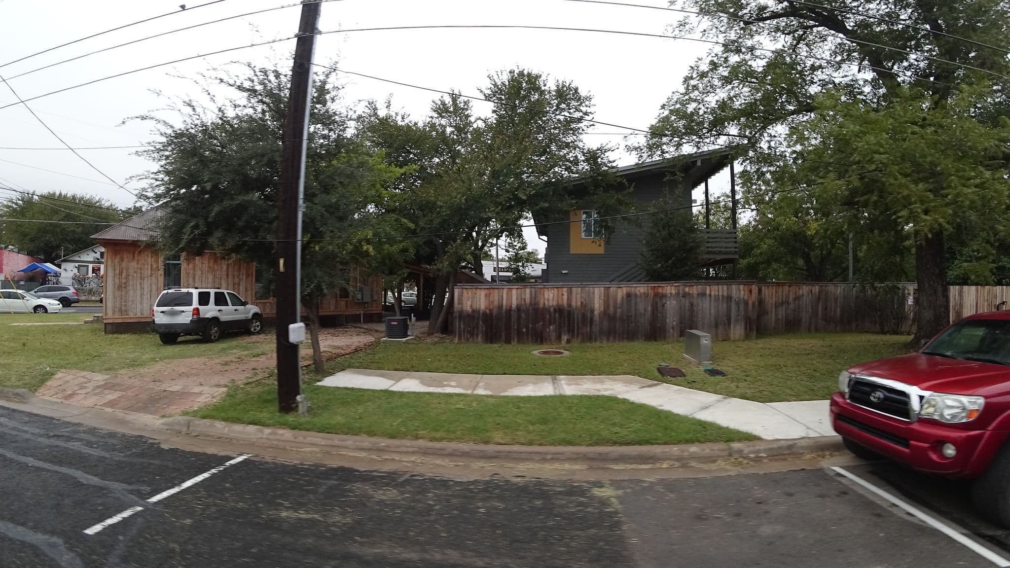 Street view near Hostel 512, Austin — © mly_aus04 (CC BY-SA · Mapillary)
