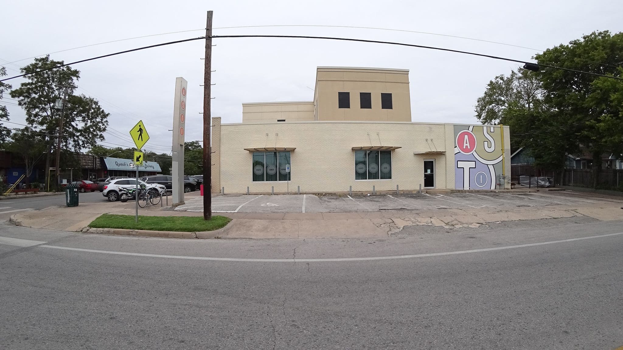 Street view near Chez Ramsey, University of Texas — © mly_aus01 (CC BY-SA · Mapillary)
