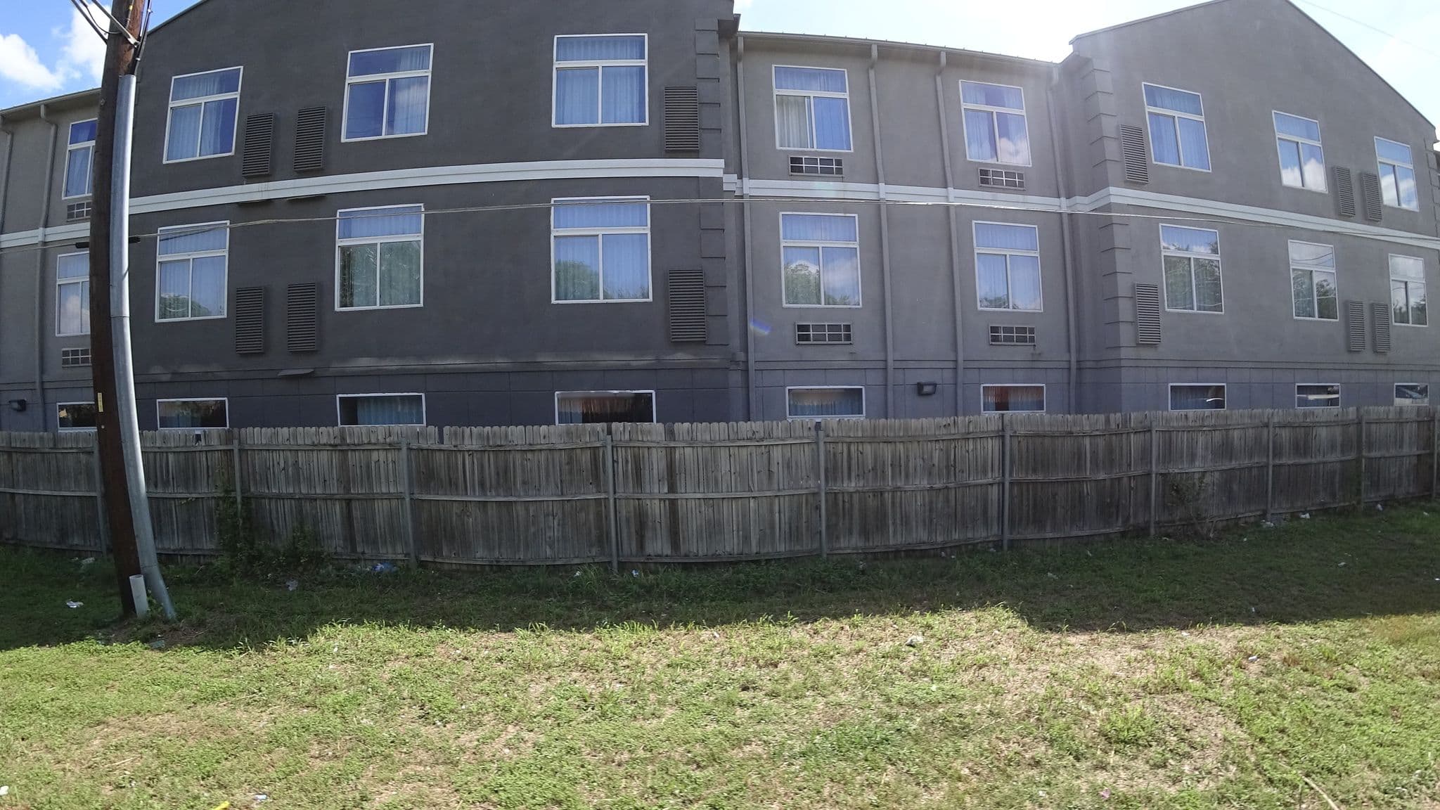 Street view near Country Inn & Suites By Radisson, Austin-University, TX, University of Texas — © mly_aus04 (CC BY-SA · Mapillary)