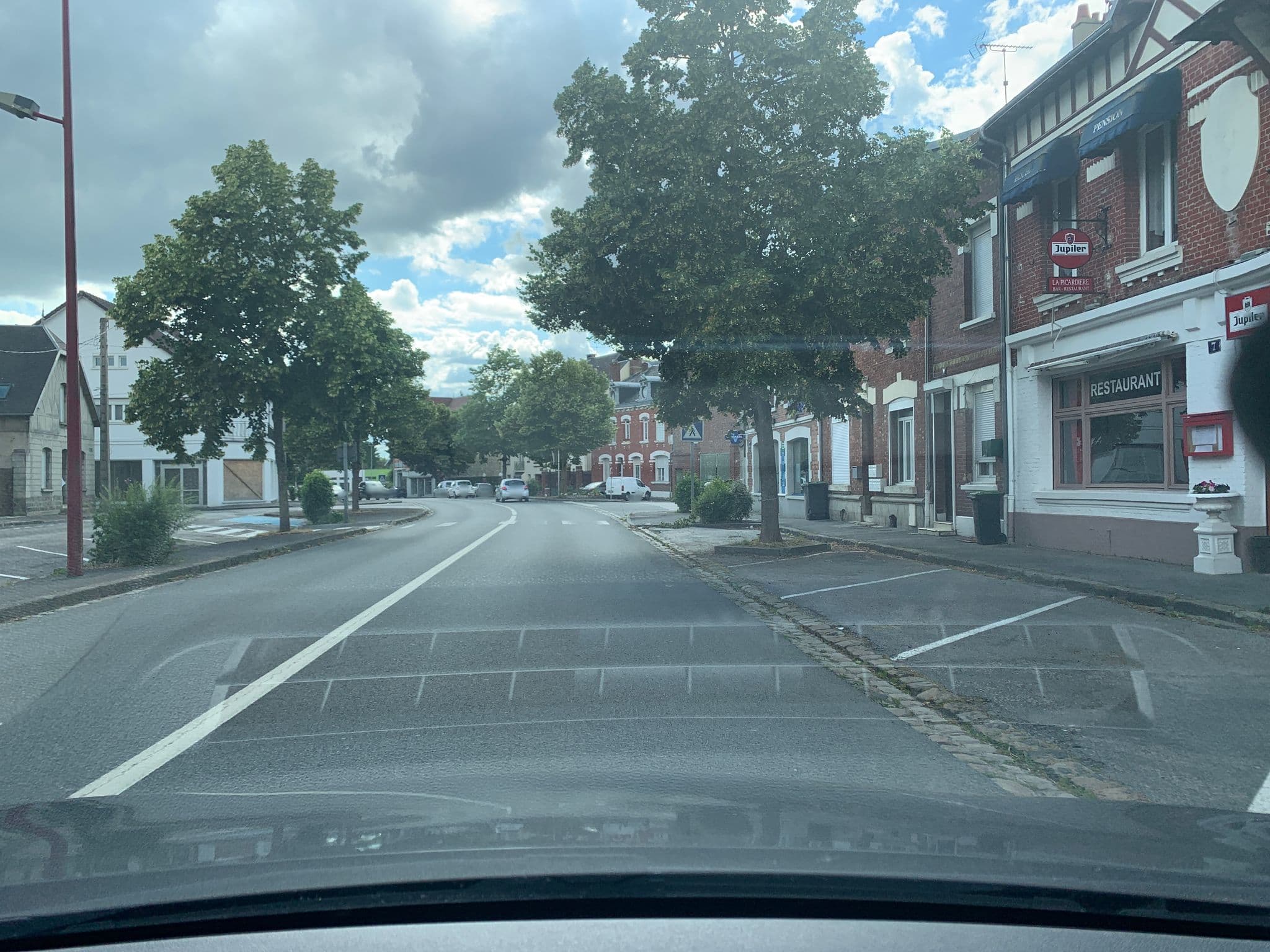 Street view near La Picardiére, Péronne — © widowild (CC BY-SA · Mapillary)