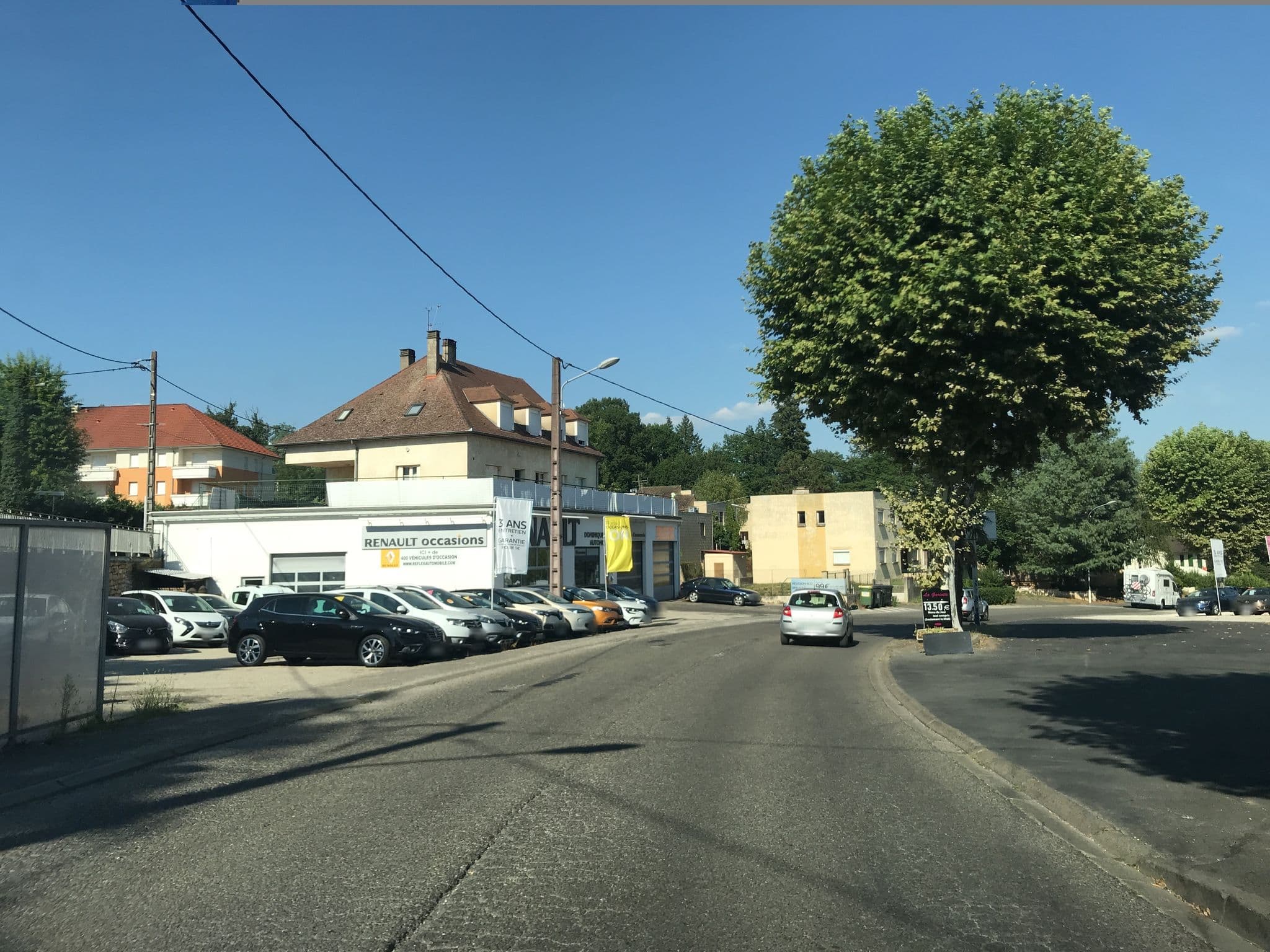 Street view near Hôtel de la Madeleine, Gourdon — © unmap (CC BY-SA · Mapillary)