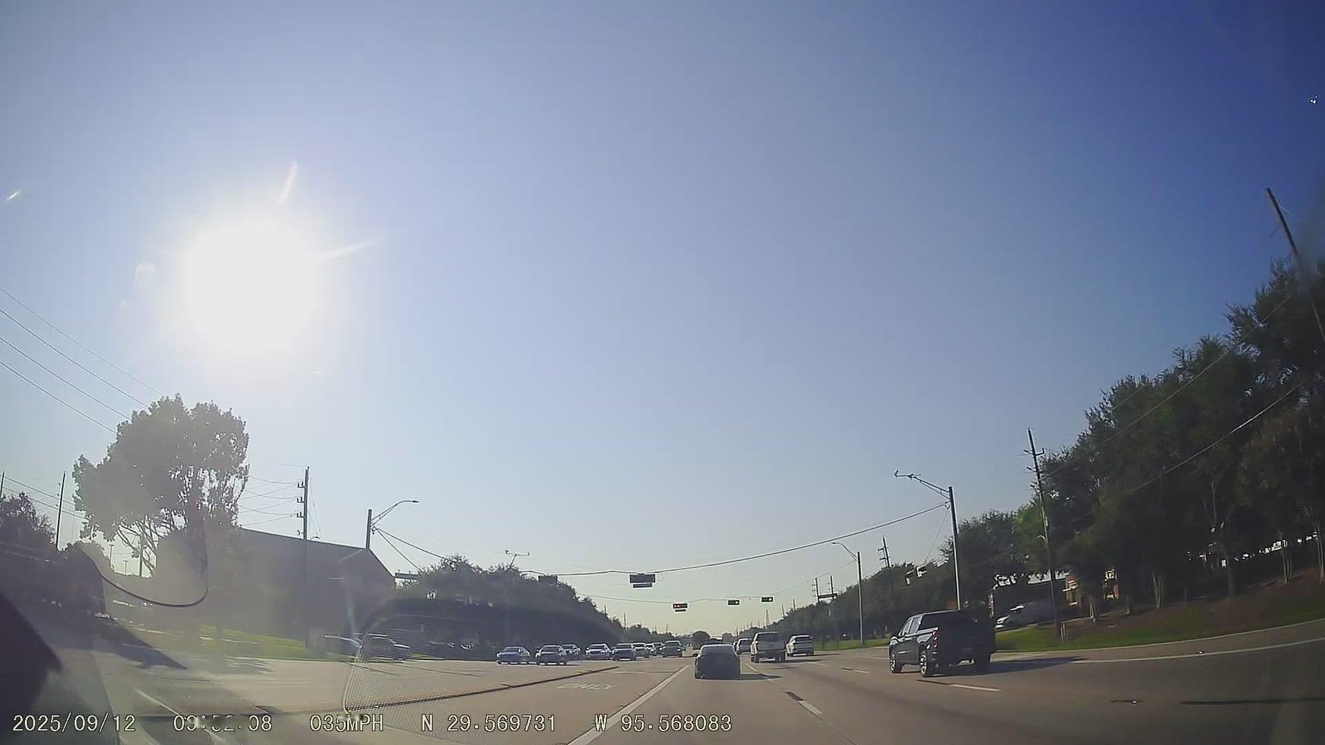 Street view near Abadie's, Fifth Street — © raveneye (CC BY-SA · Mapillary)