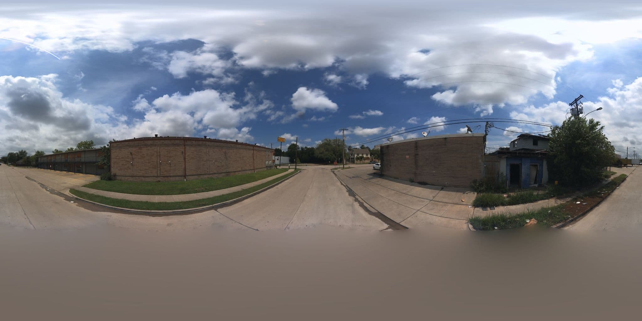 Street view near Golden Motel, West University Place — © microsoft (CC BY-SA · Mapillary)