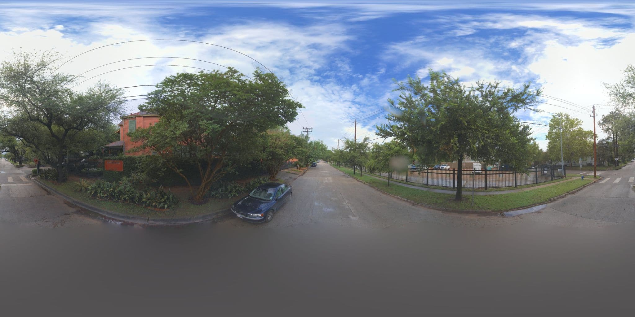 Street view near Robin's Nest Bed & Breakfast Inn, Houston — © microsoft (CC BY-SA · Mapillary)
