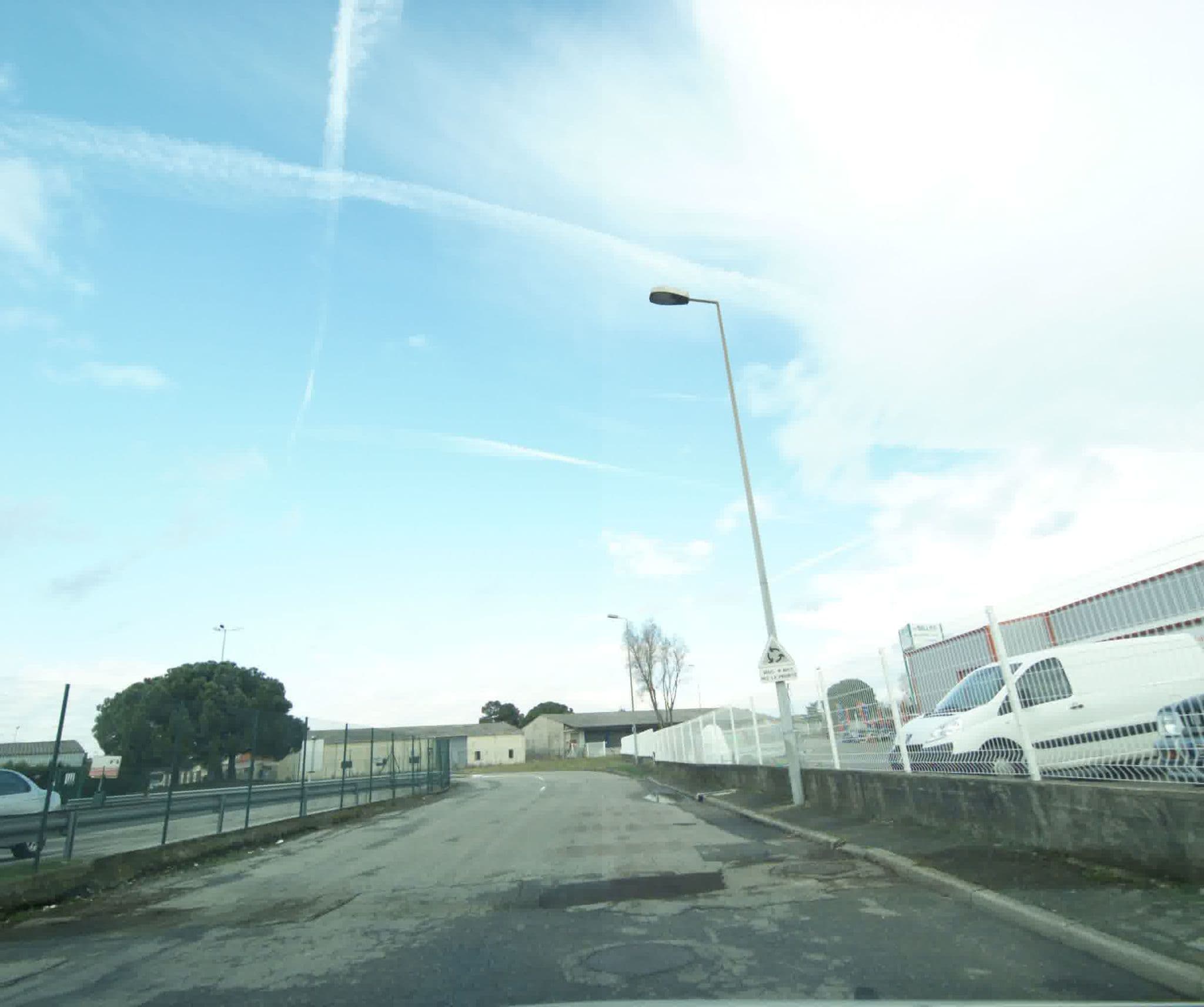 Street view near Hôtel F1 Valence Nord, Bourg-lès-Valence — © sogefi (CC BY-SA · Mapillary)
