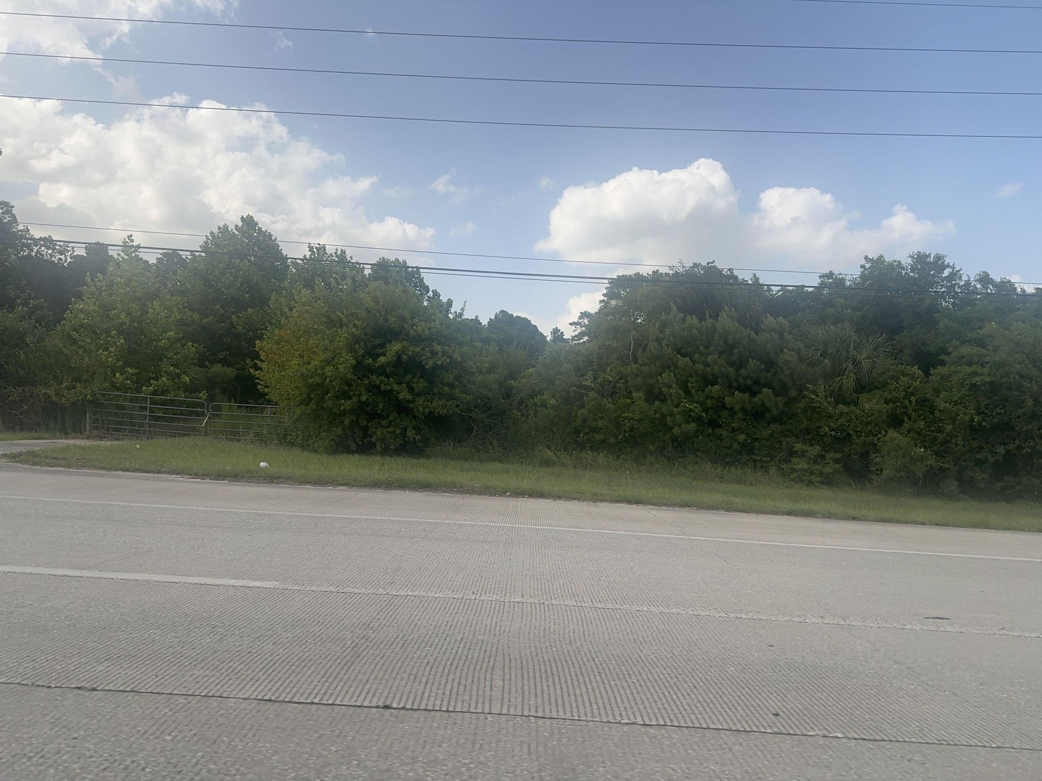 Street view near Rodeway Inn & Suites, Spring — © carto-grapher (CC BY-SA · Mapillary)