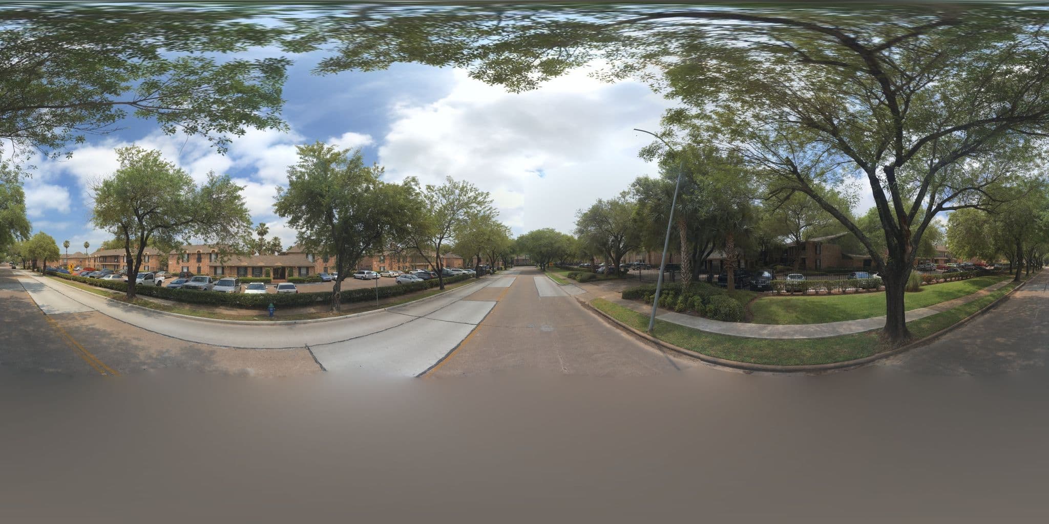 Street view near Hilton Houston Hobby Airport, South Houston — © microsoft (CC BY-SA · Mapillary)