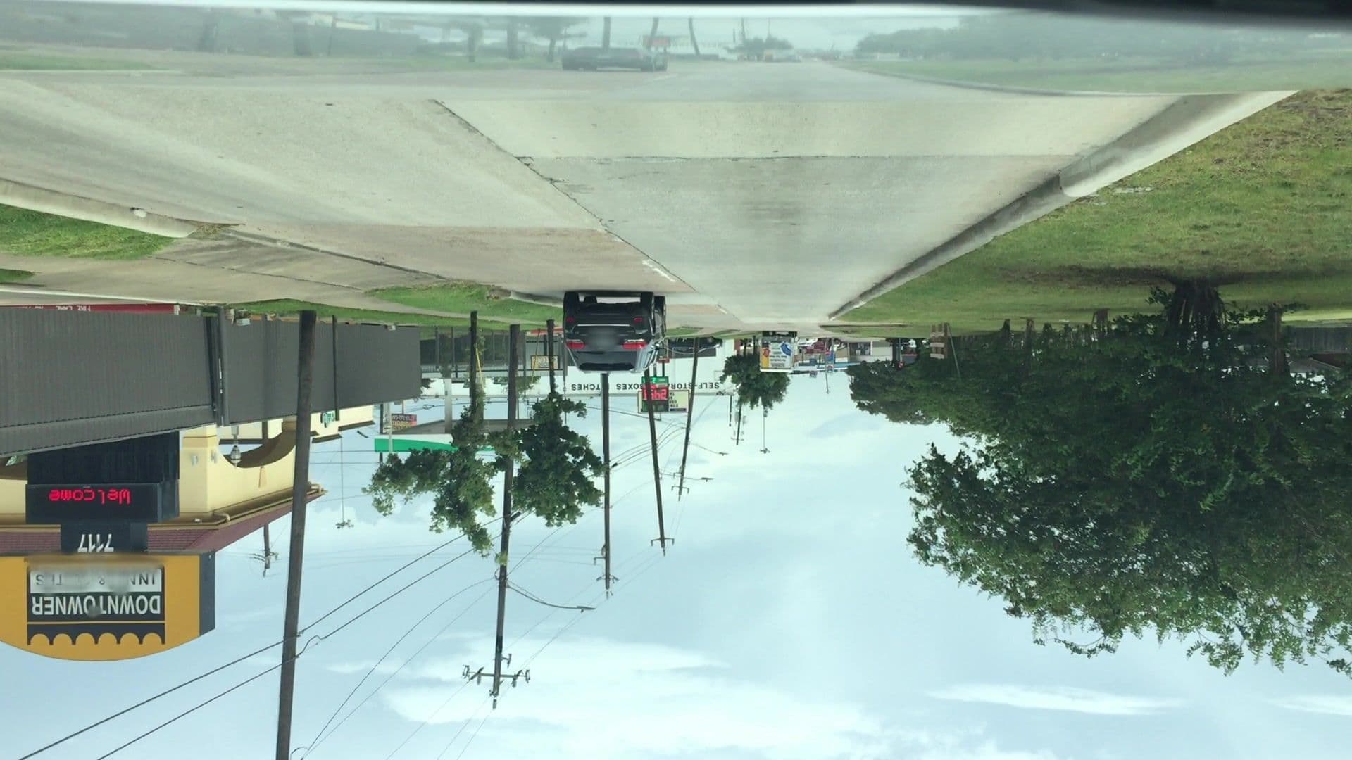 Street view near Downtowner Inn and Suites Hobby, South Houston — © lvl5 (CC BY-SA · Mapillary)