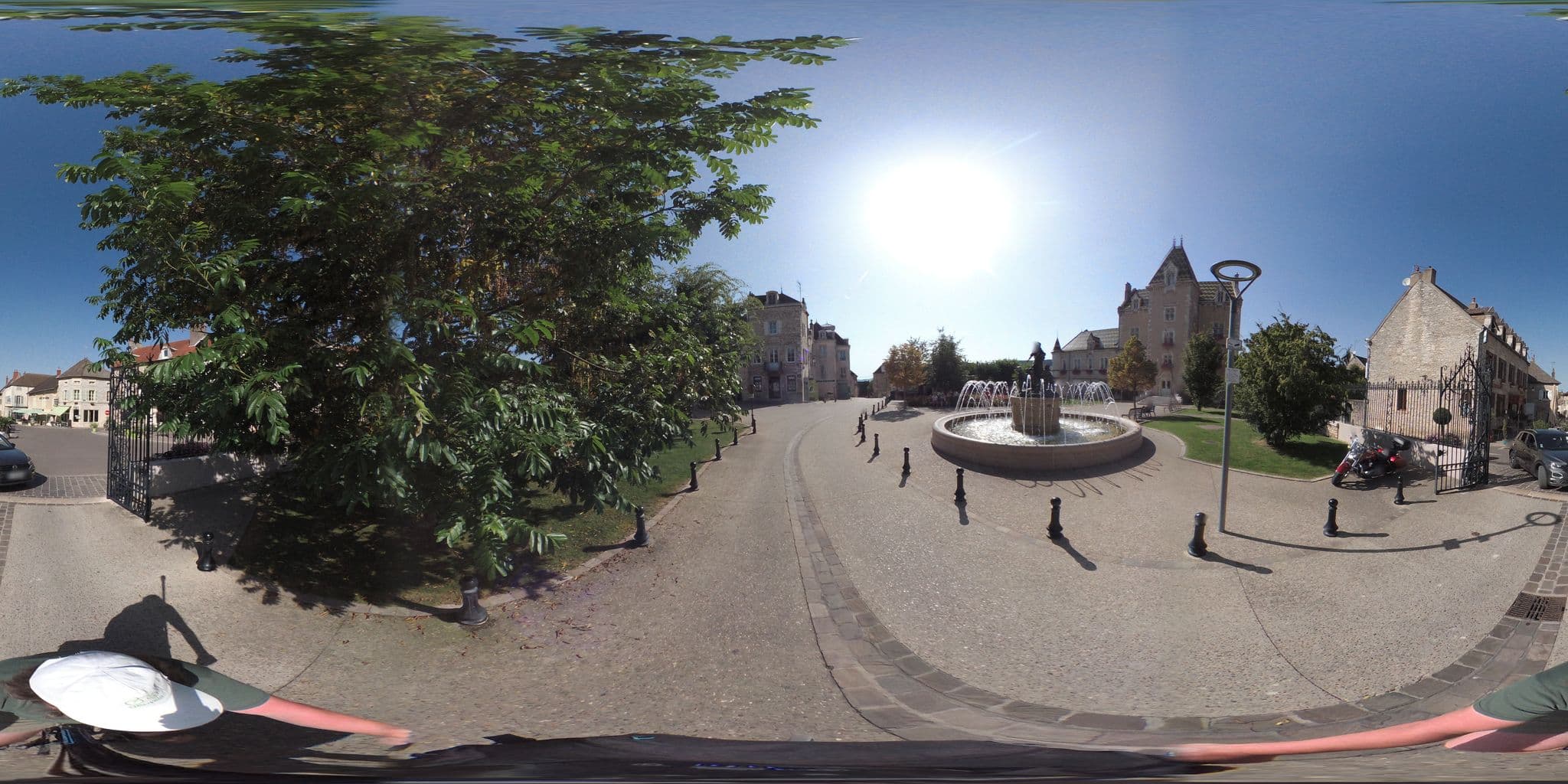 Street view near Les Arts, Meursault — © geovelo (CC BY-SA · Mapillary)