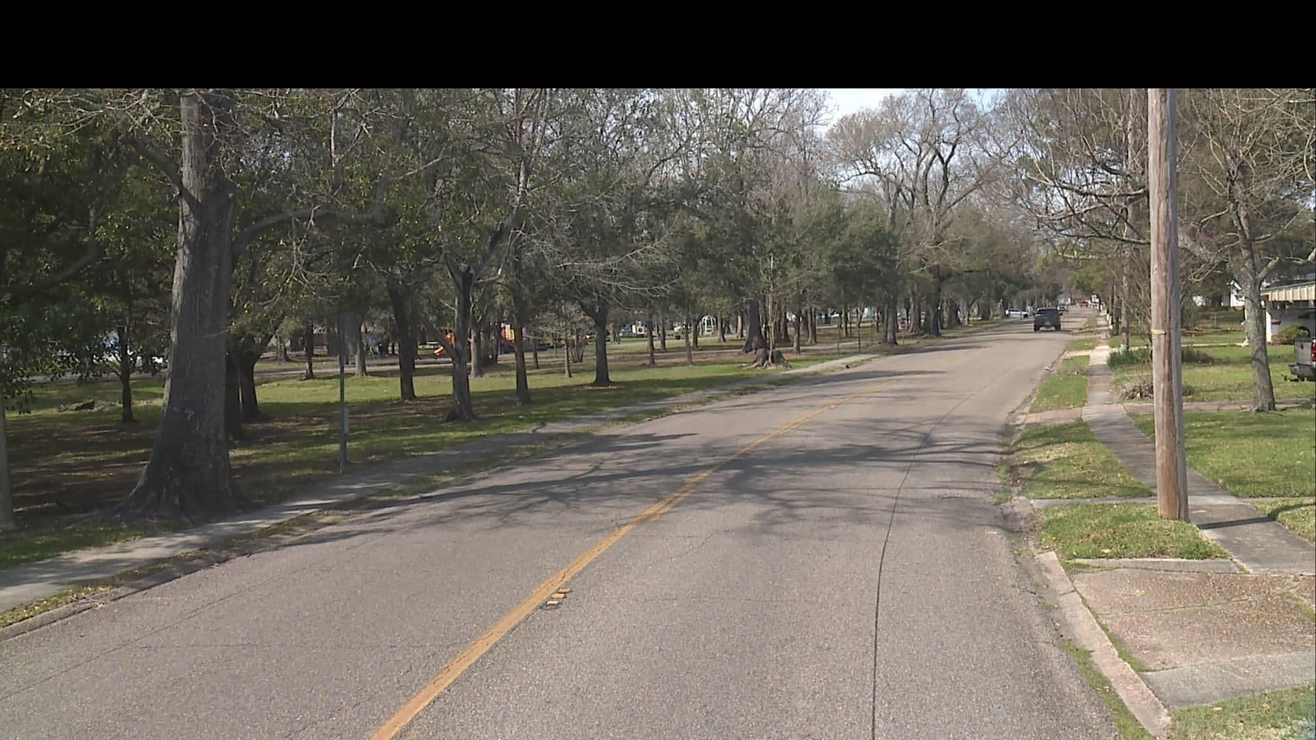 Street view near The Mayor of Parkview's Mansion, New Iberia — © WR2_2023 (CC BY-SA · Mapillary)