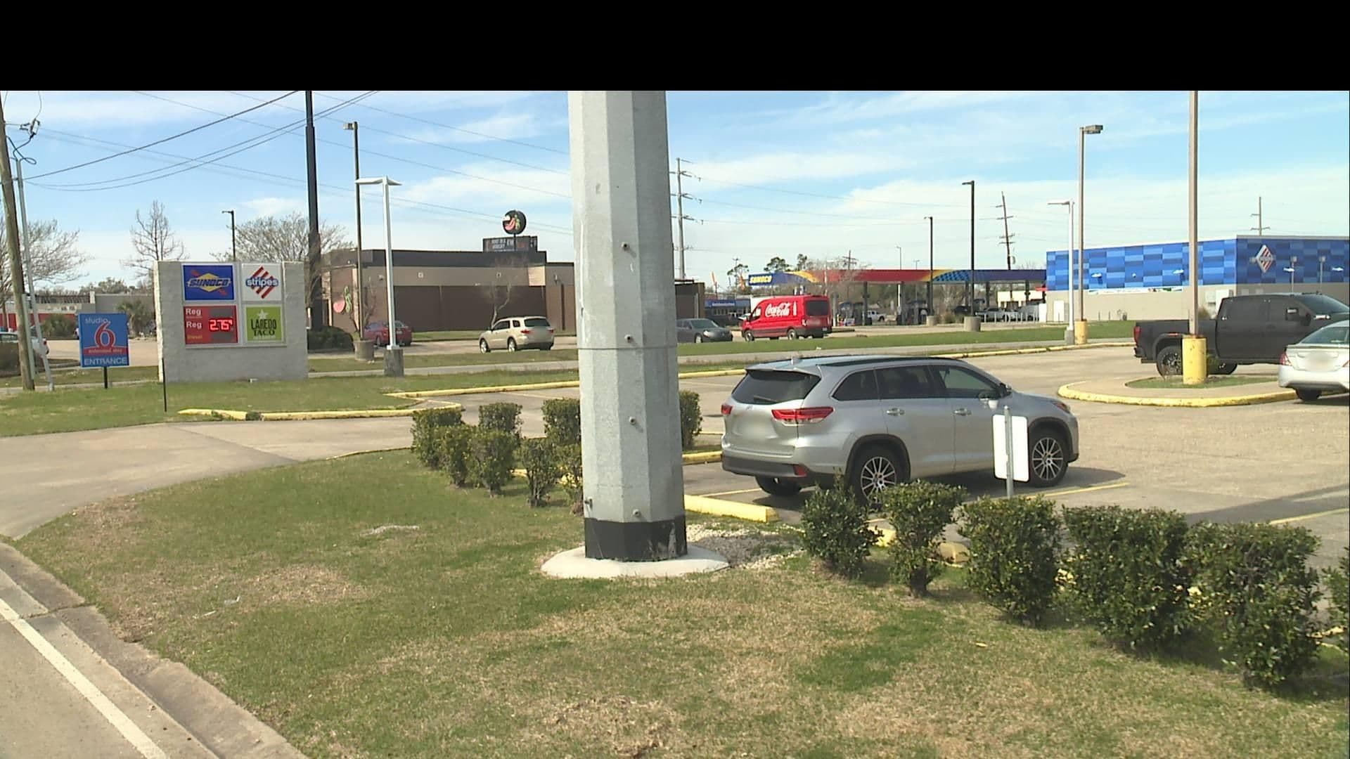 Street view near Studio 6 Lake Charles, LA, Lake Charles — © WR2_2023 (CC BY-SA · Mapillary)
