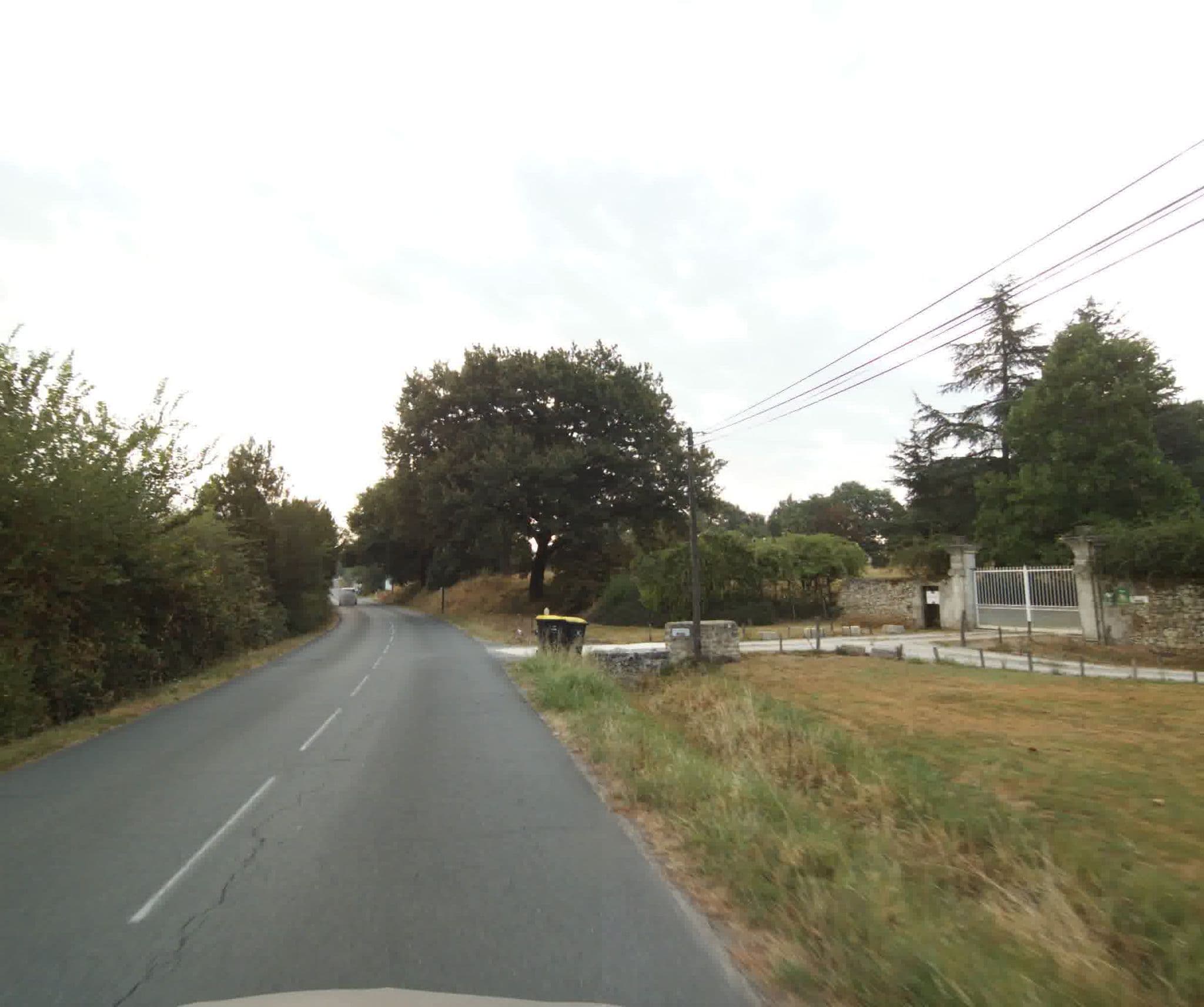Street view near Le clos de Royon, Créon — © sogefi (CC BY-SA · Mapillary)