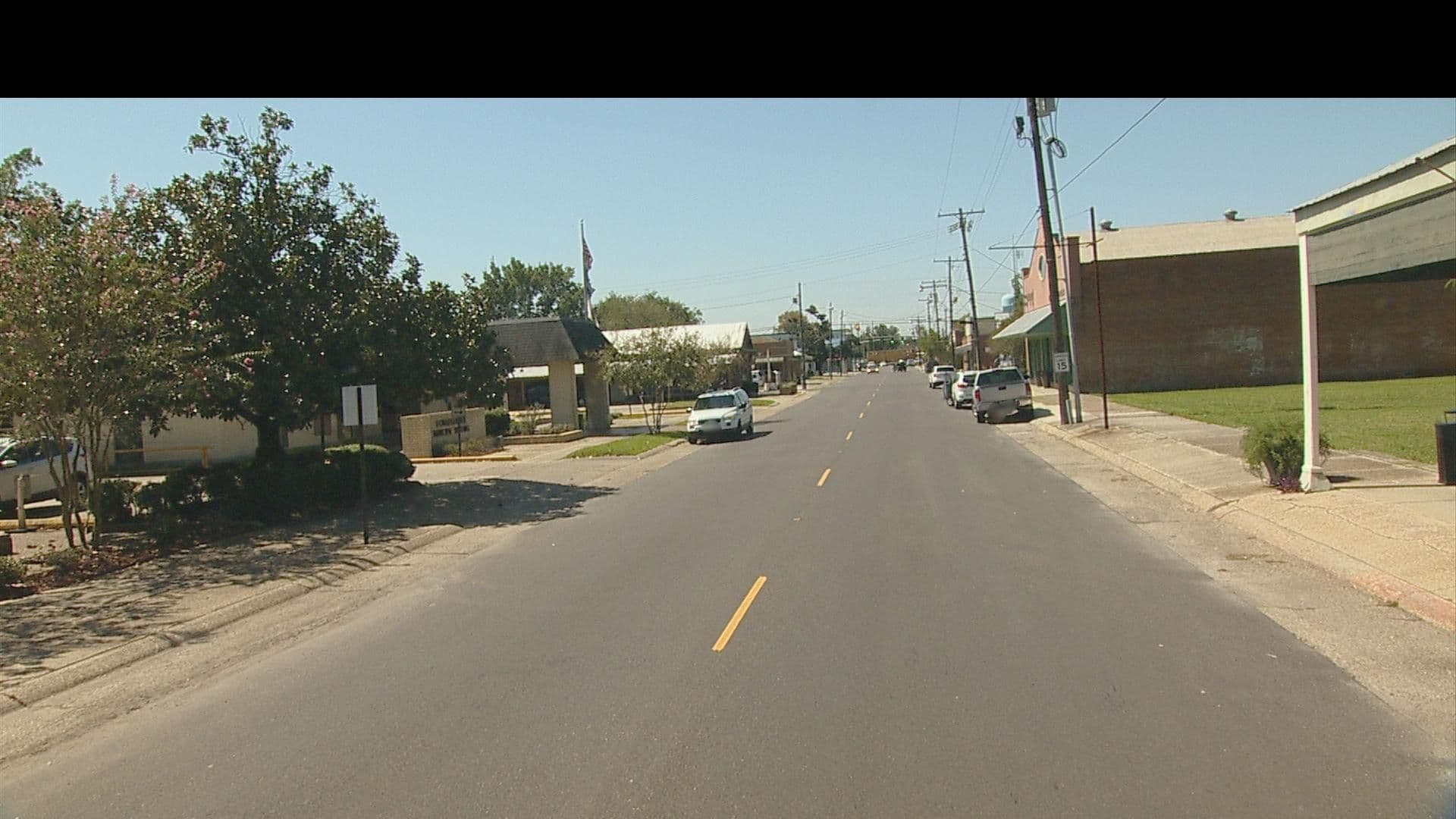 Street view near ‎​Cabahanoss Bed & Breakfast, Donaldsonville — © FF_Loc1 (CC BY-SA · Mapillary)