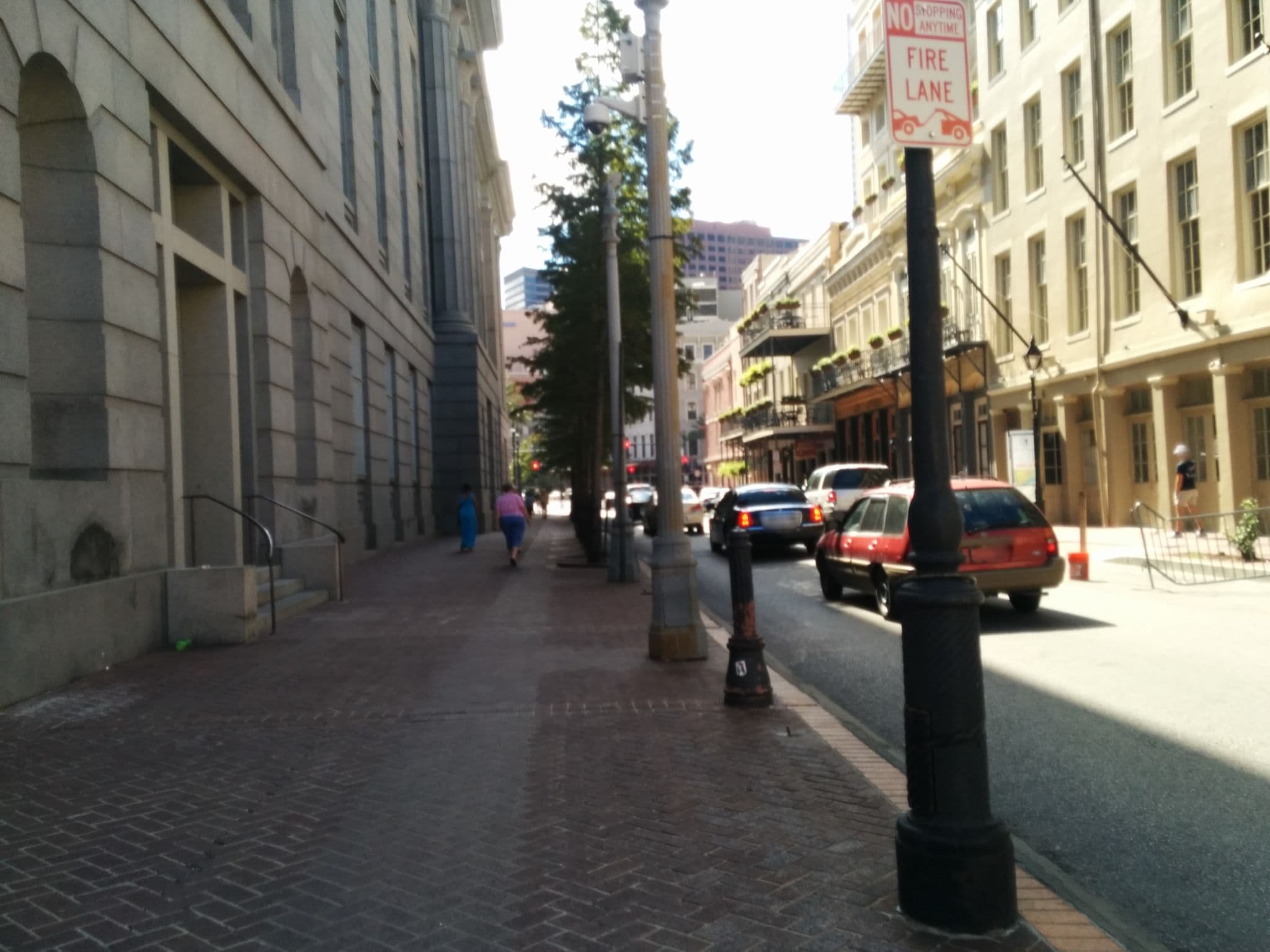 Street view near waiting on 11, New Orleans — © garret (CC BY-SA · Mapillary)