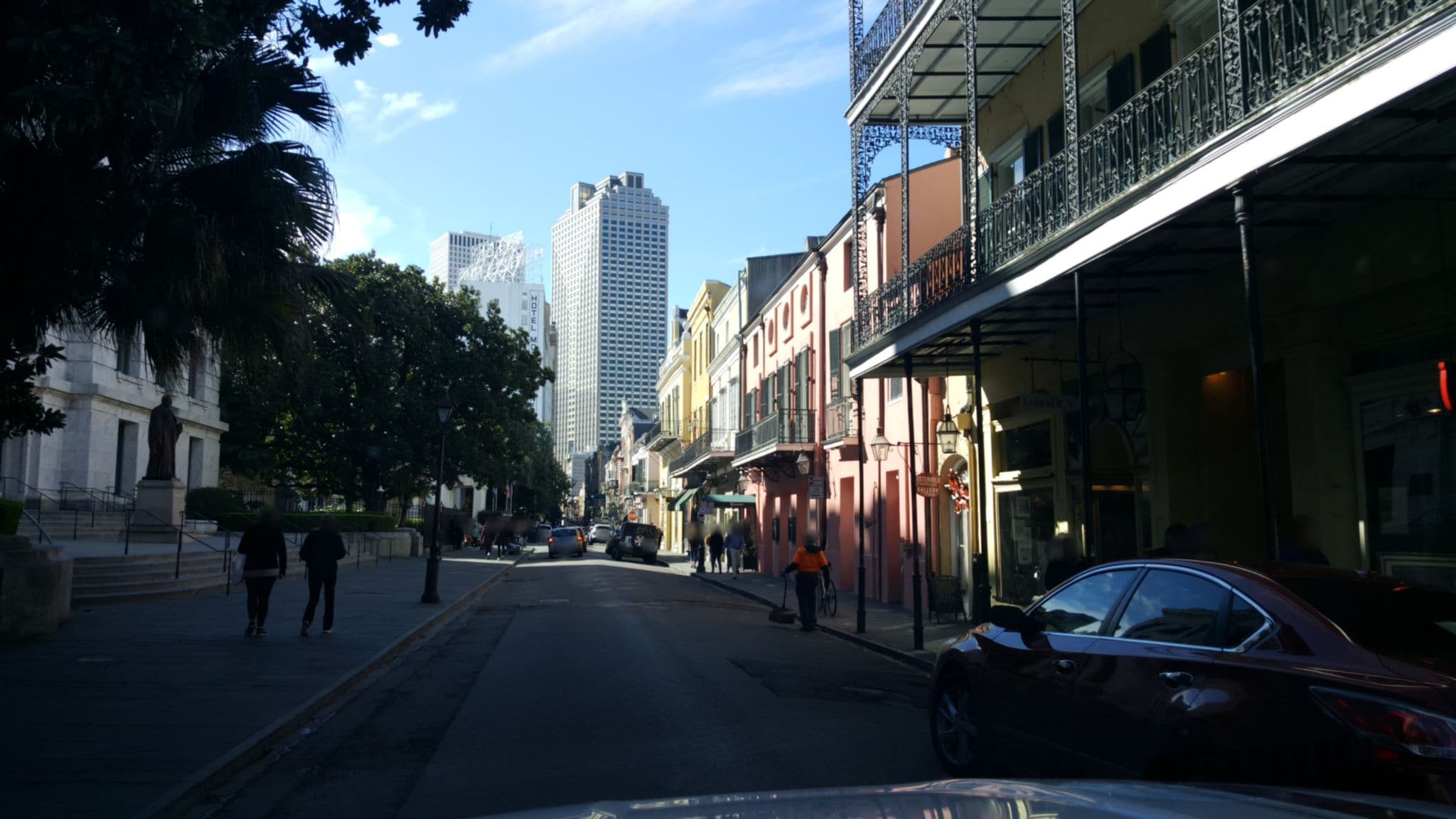 Street view near New Orleans Marriot Pool, 5th floor roof, New Orleans — © brenaone (CC BY-SA · Mapillary)