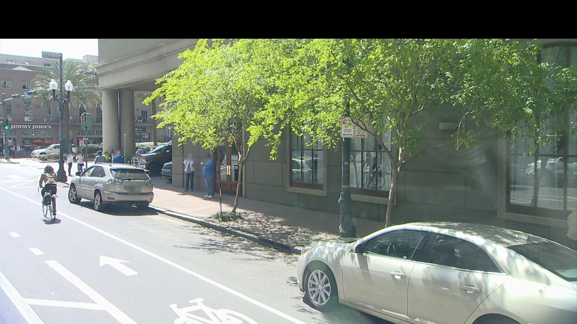 Street view near Le Pavillon Hotel, New Orleans — © Loc_WR (CC BY-SA · Mapillary)
