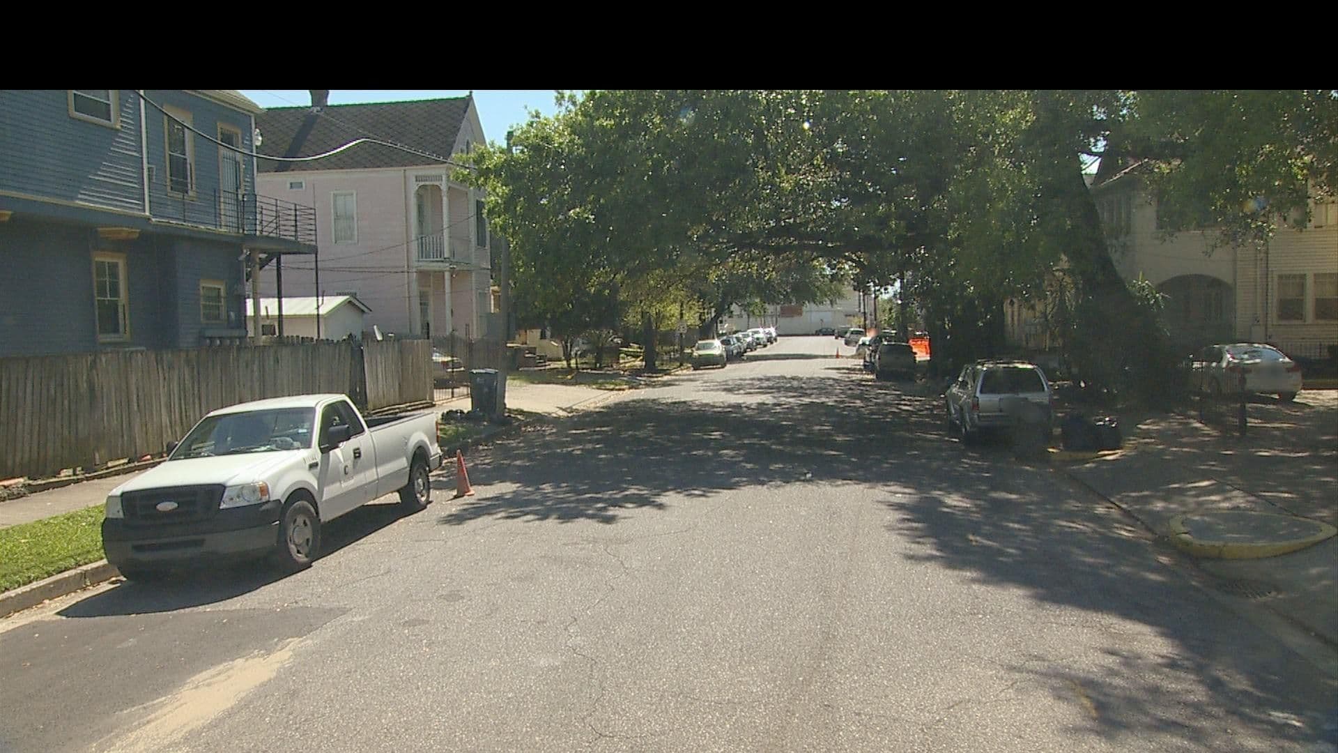 Street view near La Maison Vacation Rentals, New Orleans — © FF_Loc1 (CC BY-SA · Mapillary)