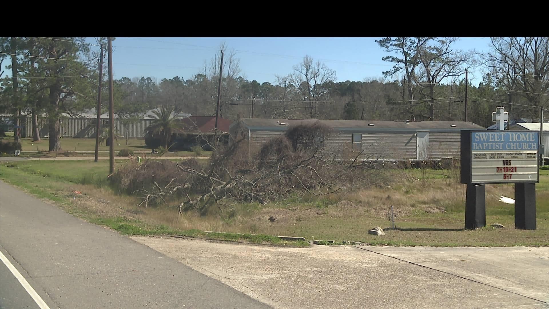 Street view near Albany Motel & Apartments, Natalbany — © WR2_2023 (CC BY-SA · Mapillary)
