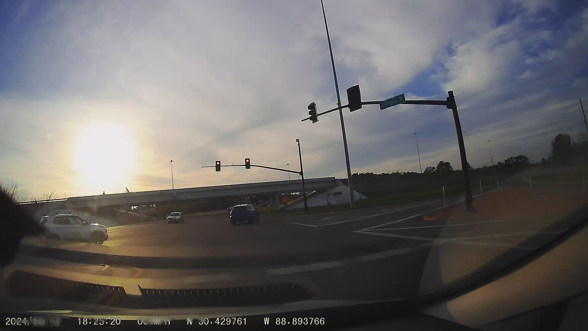 Street view near Four Points Pool, Biloxi — © raveneye (CC BY-SA · Mapillary)