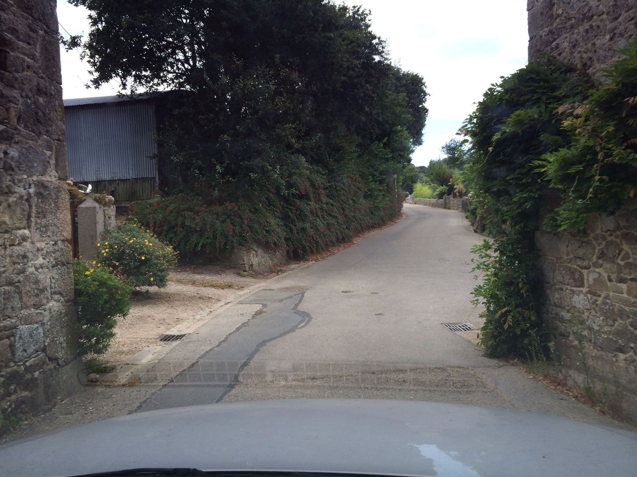 Street view near Maison du chevalier de Rantot, Beaumont-Hague — © cquest (CC BY-SA · Mapillary)