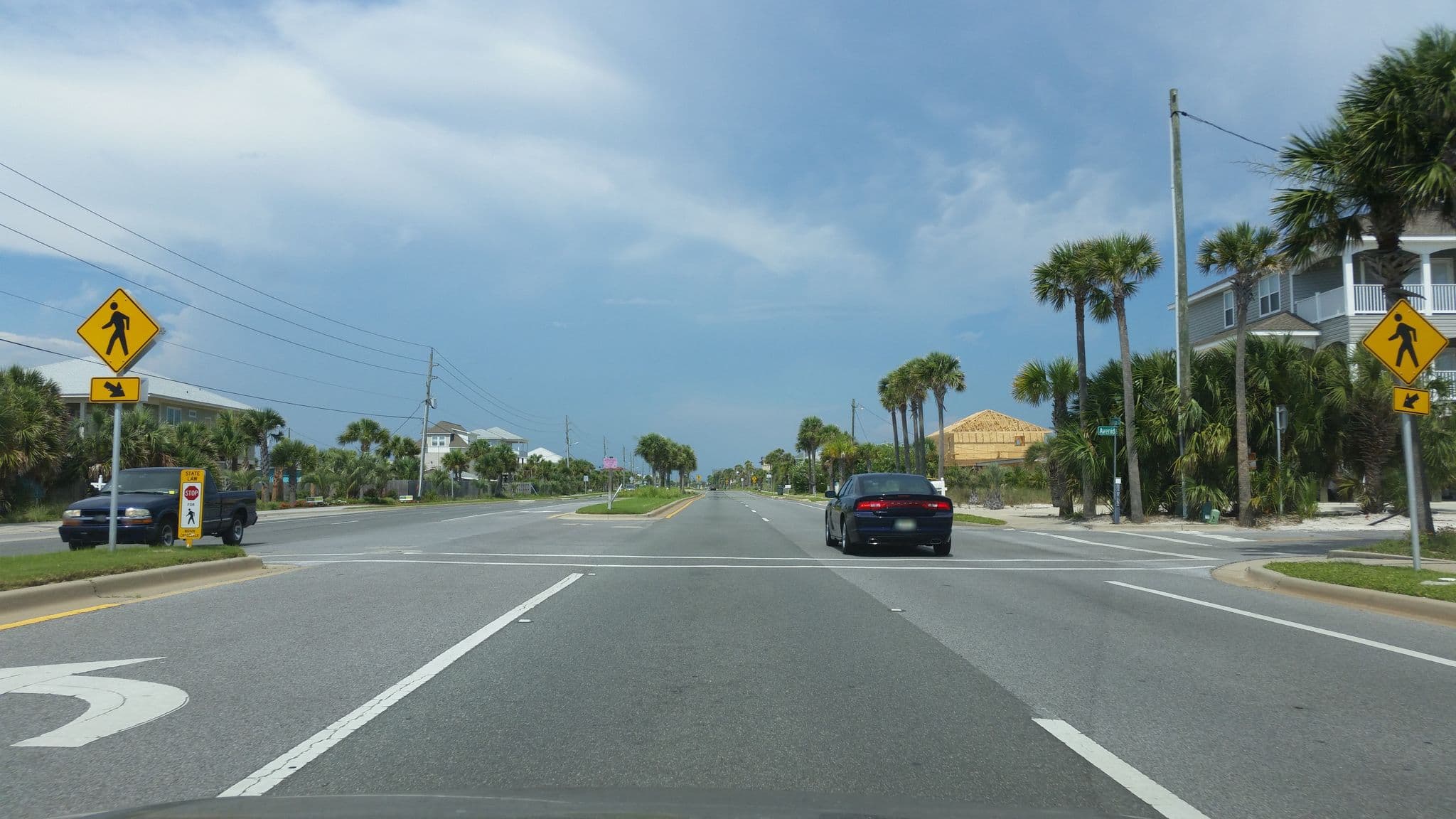 Street view near 222 Via De Luna, Gulf Breeze — © caboosey (CC BY-SA · Mapillary)
