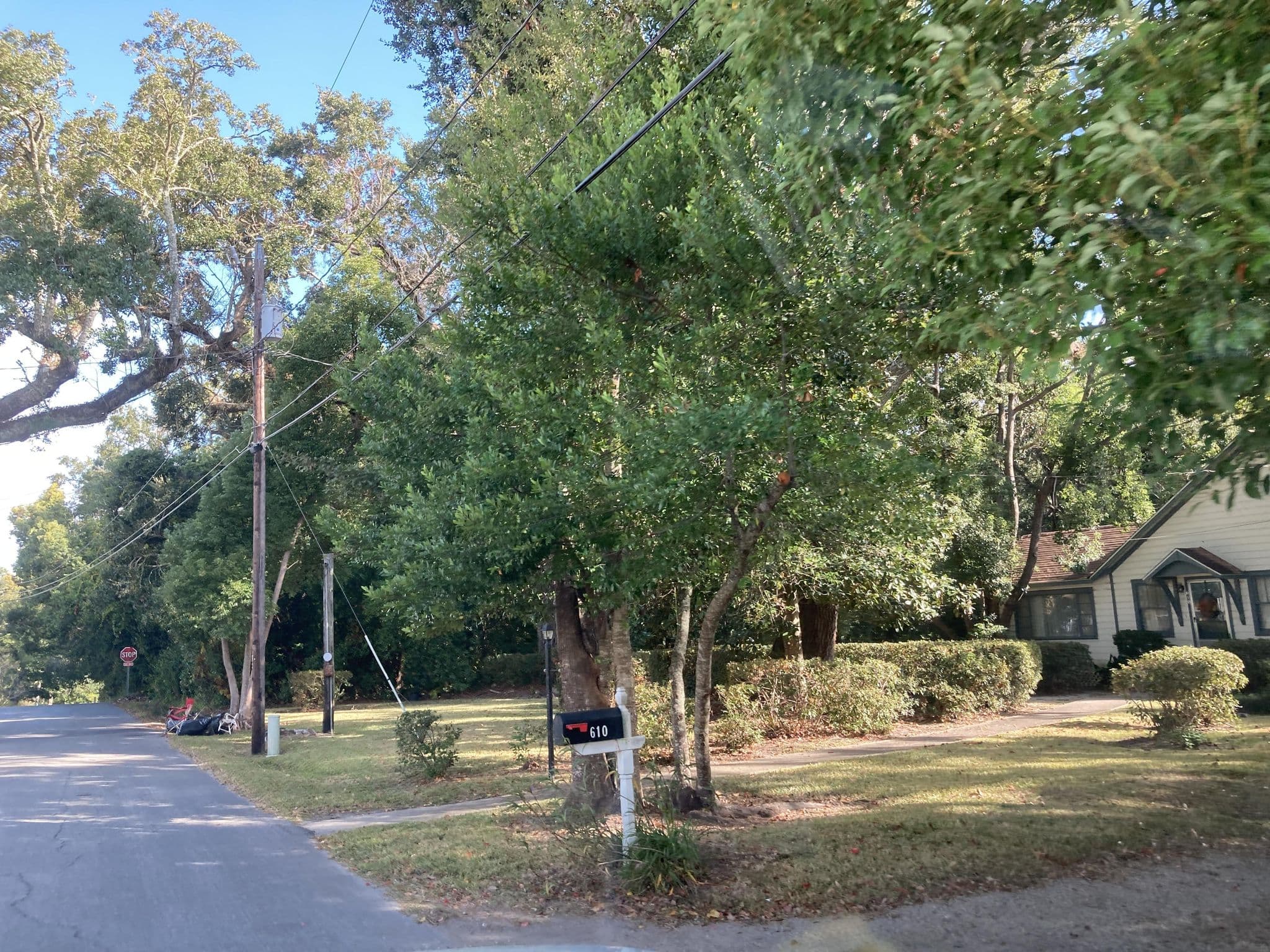 Street view near Dale Cottages, Ocean Springs — © hdmaps1 (CC BY-SA · Mapillary)