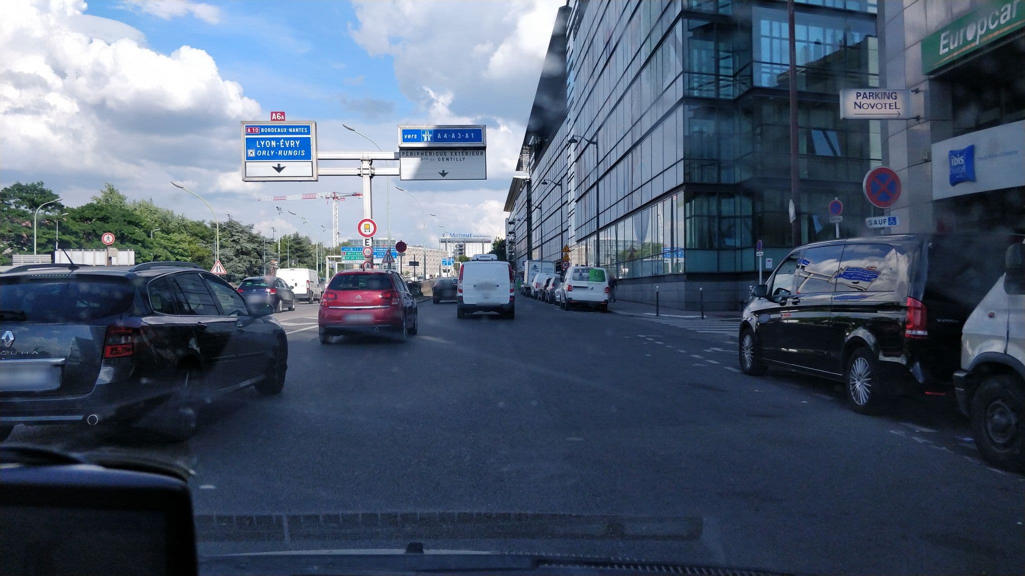 Street view near Ibis Budget, Montrouge — © svr123456789 (CC BY-SA · Mapillary)