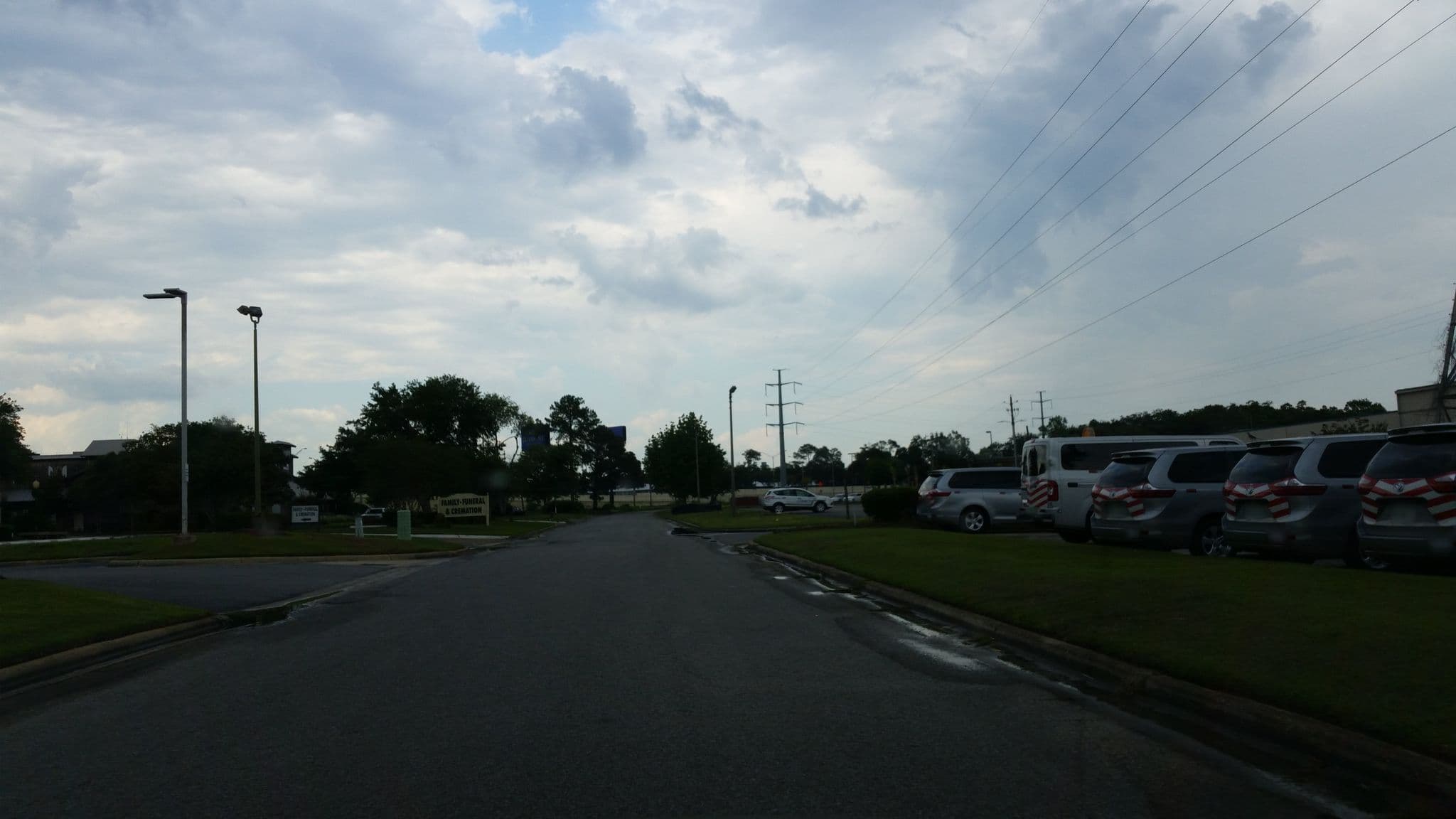 Street view near Surestay Studio, Ferry Pass — © caboosey (CC BY-SA · Mapillary)
