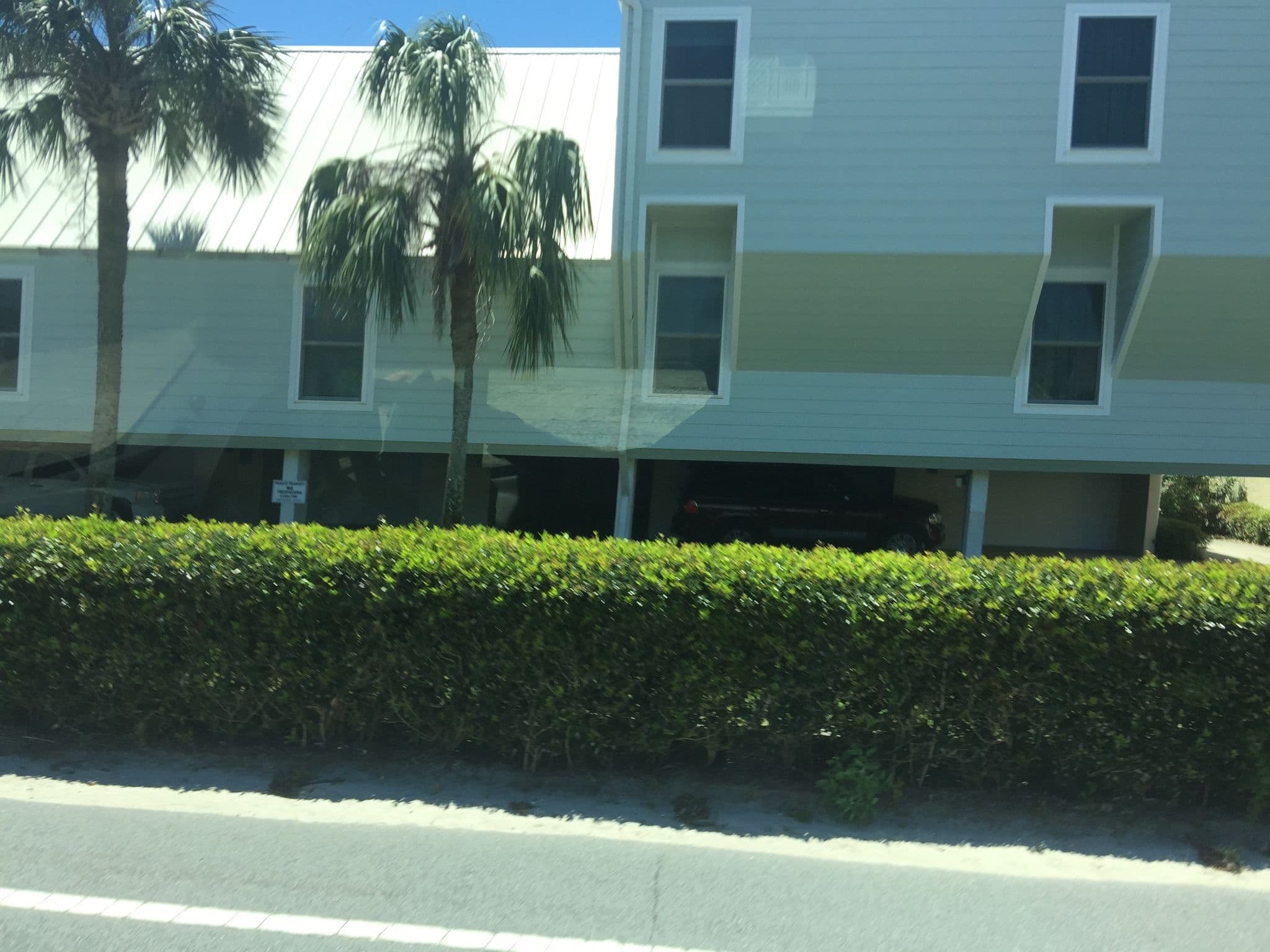 Street view near Shores The Home Owners Association, Panama City Beach — © xswzaq (CC BY-SA · Mapillary)