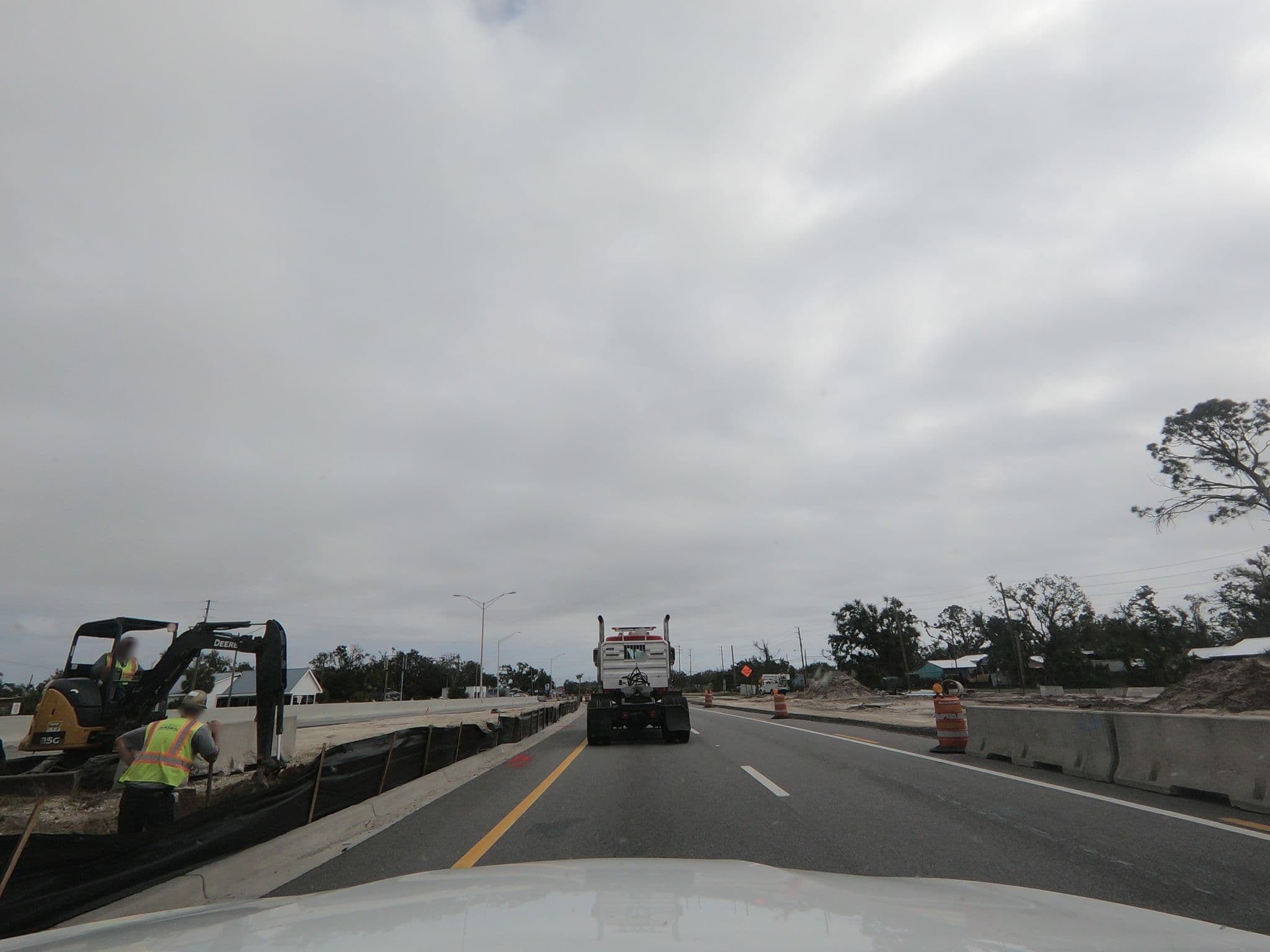 Street view near Classic Inn, Upper Grand Lagoon — © chuck (CC BY-SA · Mapillary)