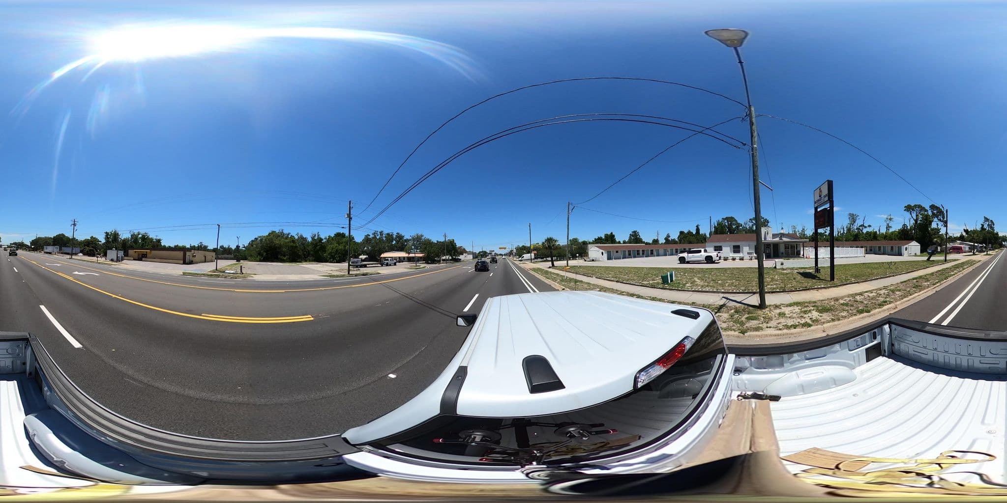 Street view near Budget Inn of Panama City, Pretty Bayou — © bchamberlain (CC BY-SA · Mapillary)