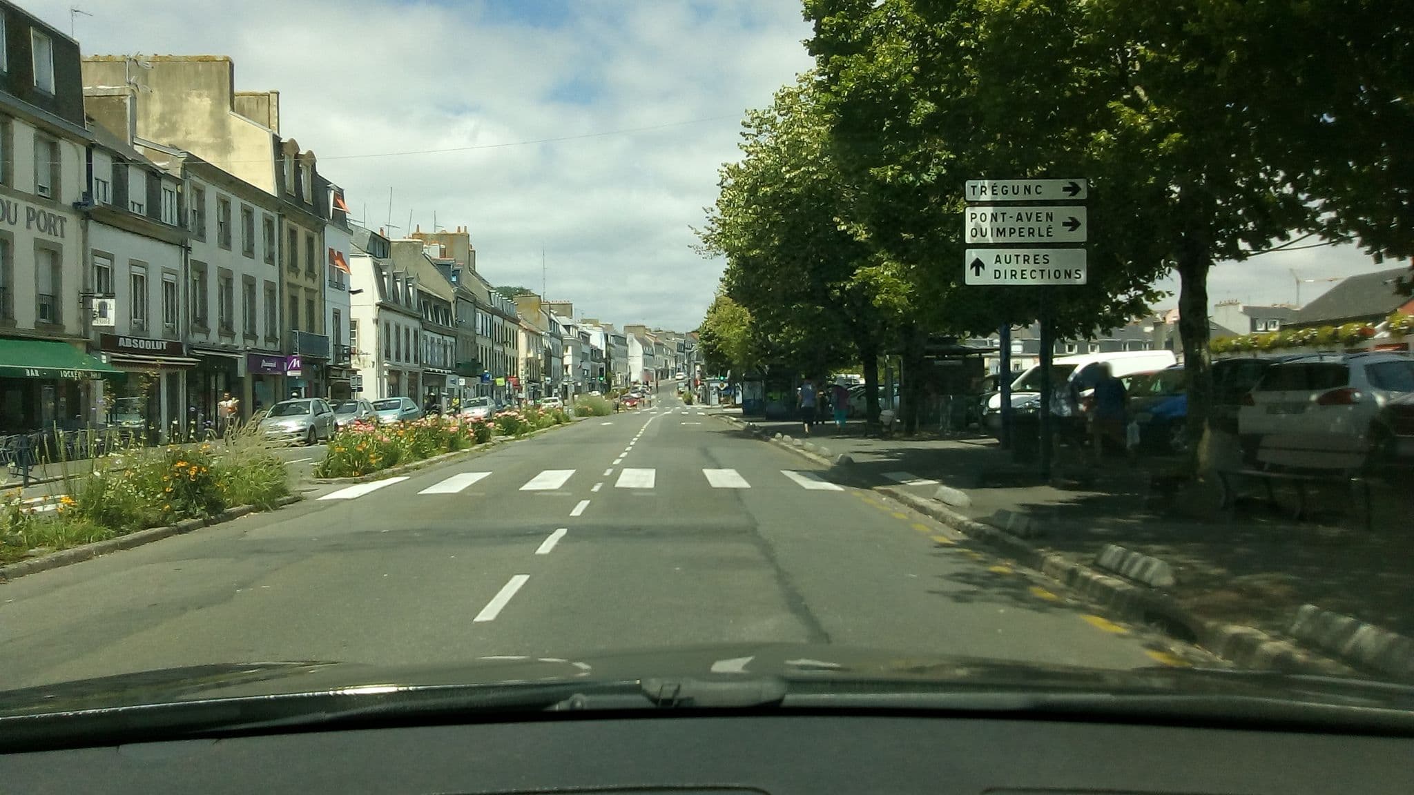 Street view near Hôtel du Port, Concarneau — © cemcarfil (CC BY-SA · Mapillary)