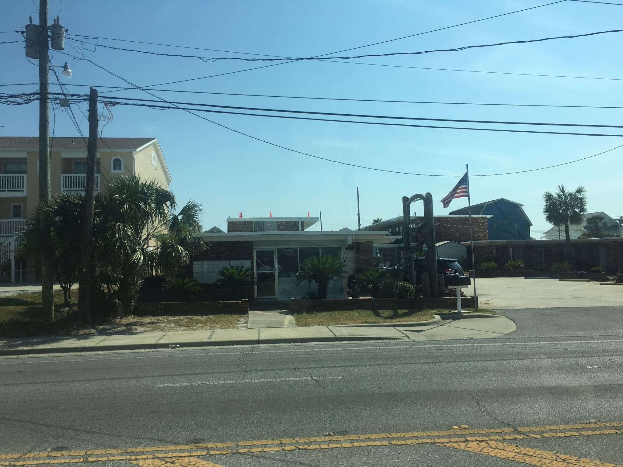 Street view near BEACH HOUSE!, Lower Grand Lagoon — © xswzaq (CC BY-SA · Mapillary)