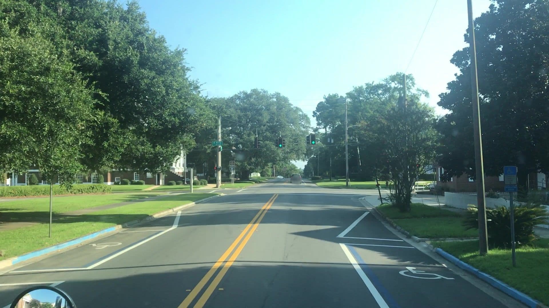 Street view near Allison House Bed and Breakfast, Chattahoochee — © lvl5 (CC BY-SA · Mapillary)