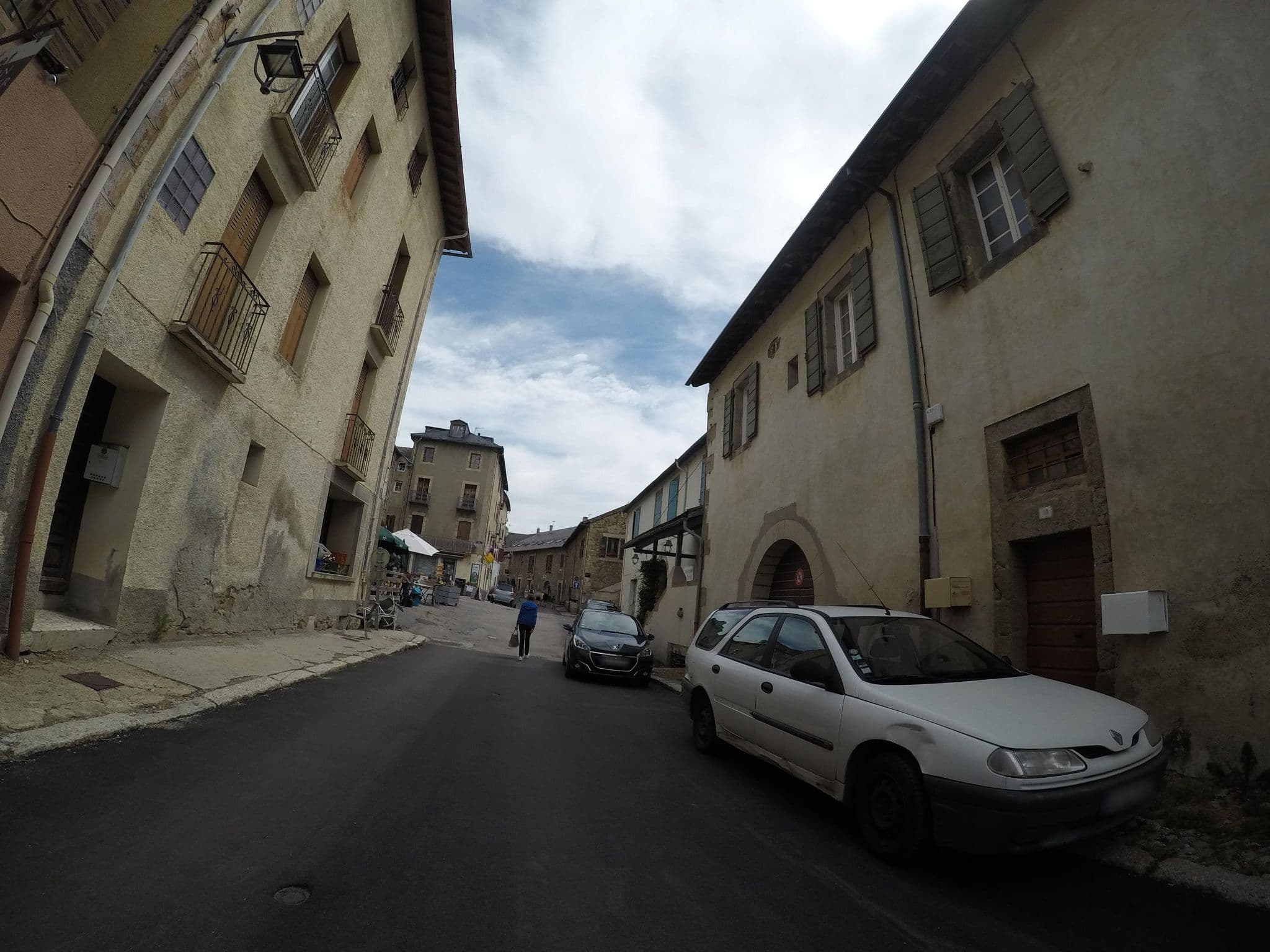 Street view near La Volute, Font-Romeu-Odeillo-Via — © ray66 (CC BY-SA · Mapillary)