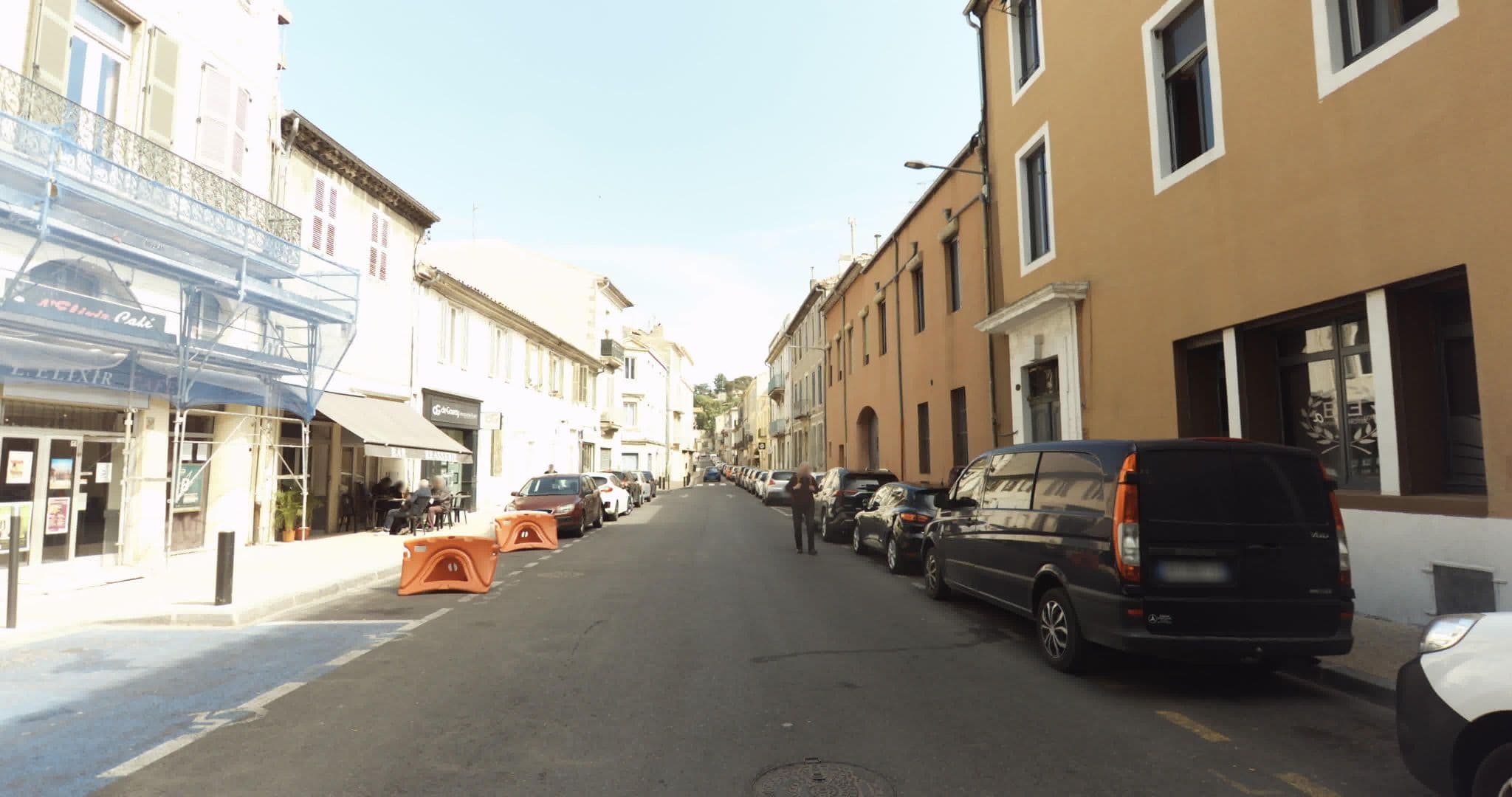 Street view near Empire Hotel, Nîmes — © sogefi (CC BY-SA · Mapillary)